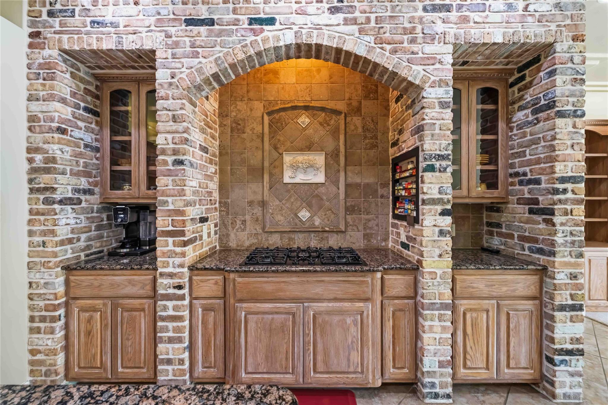 205 W Majestic Oak Ln, Georgetown, TX 78633