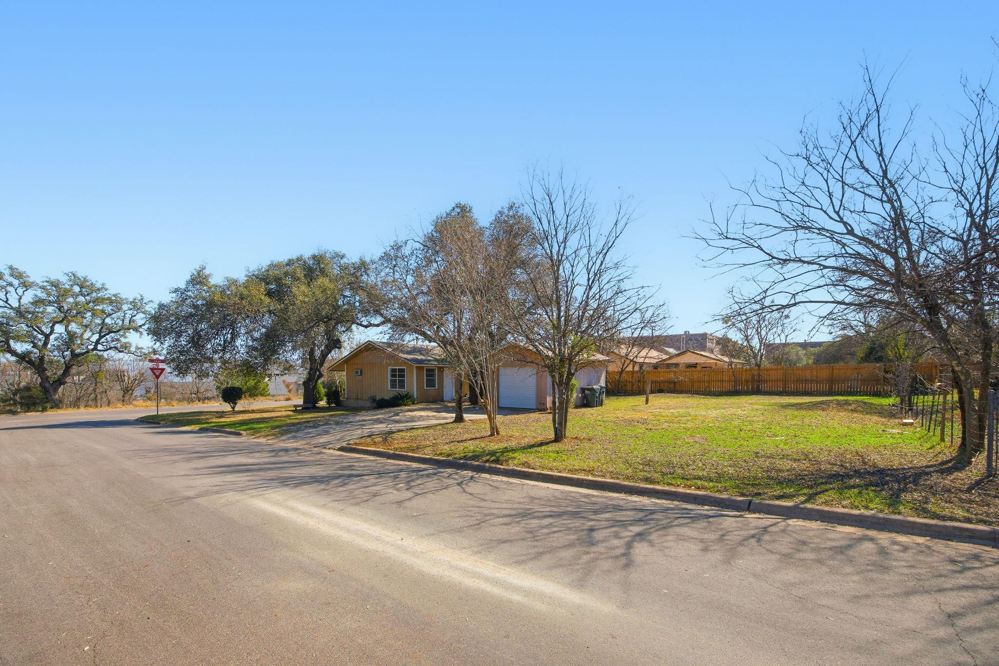 202 Forest St, Georgetown, TX 78626