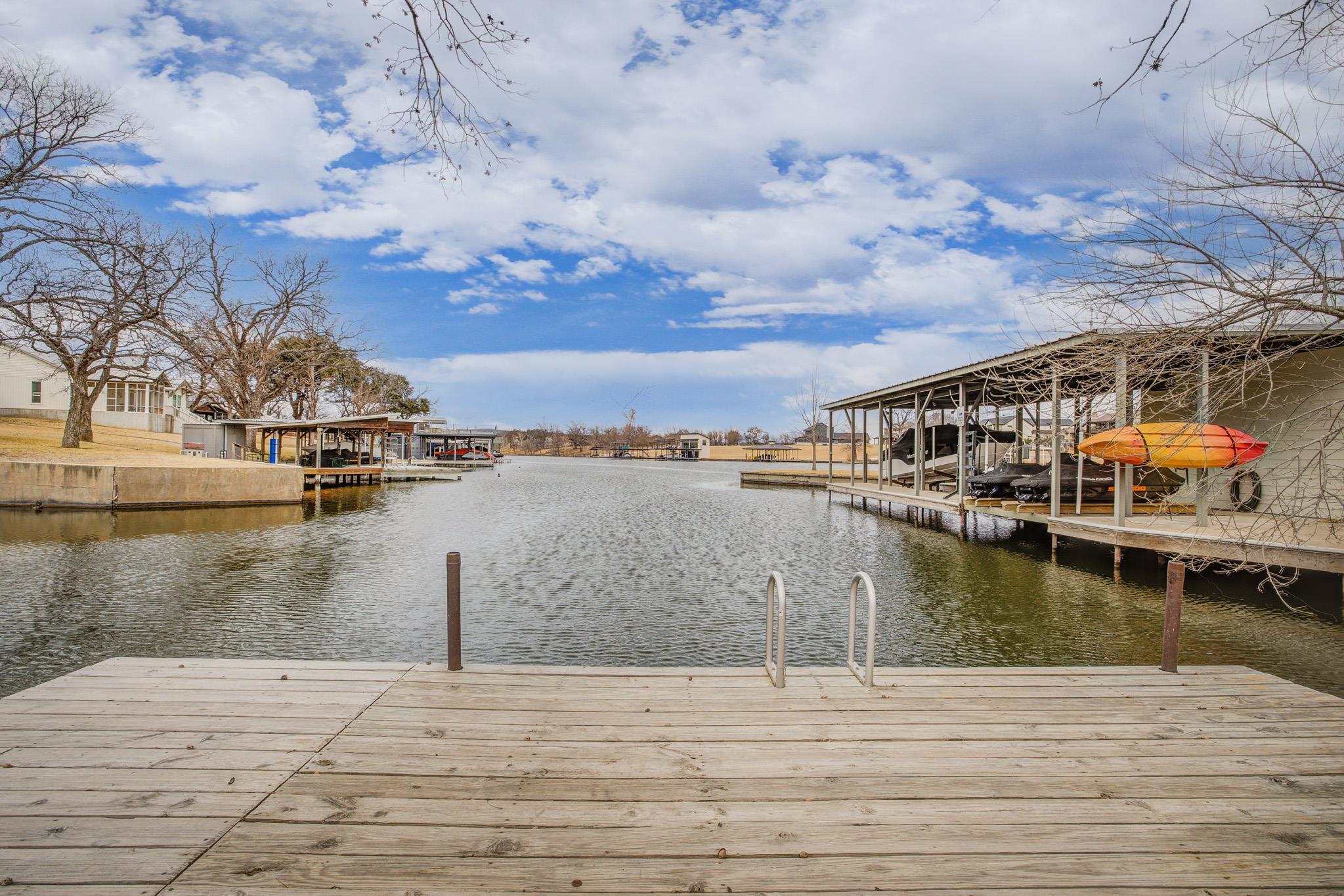 5303 Shady Oaks Cir # A, Kingsland, TX 78639