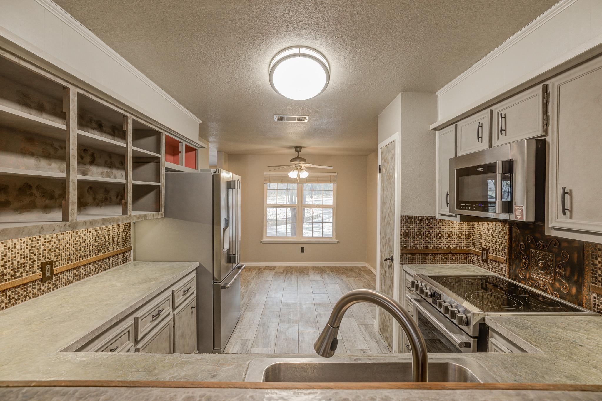 5303 Shady Oaks Cir # A, Kingsland, TX 78639