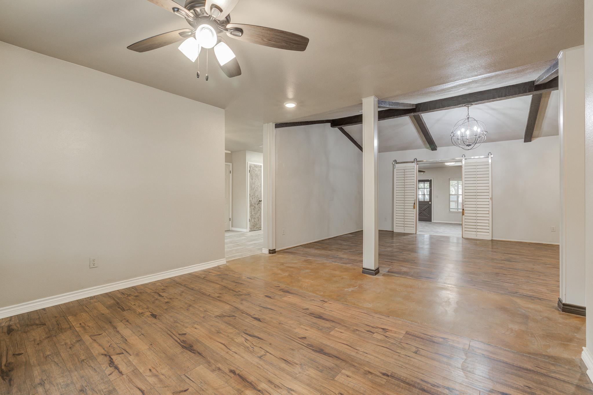 5303 Shady Oaks Cir # A, Kingsland, TX 78639