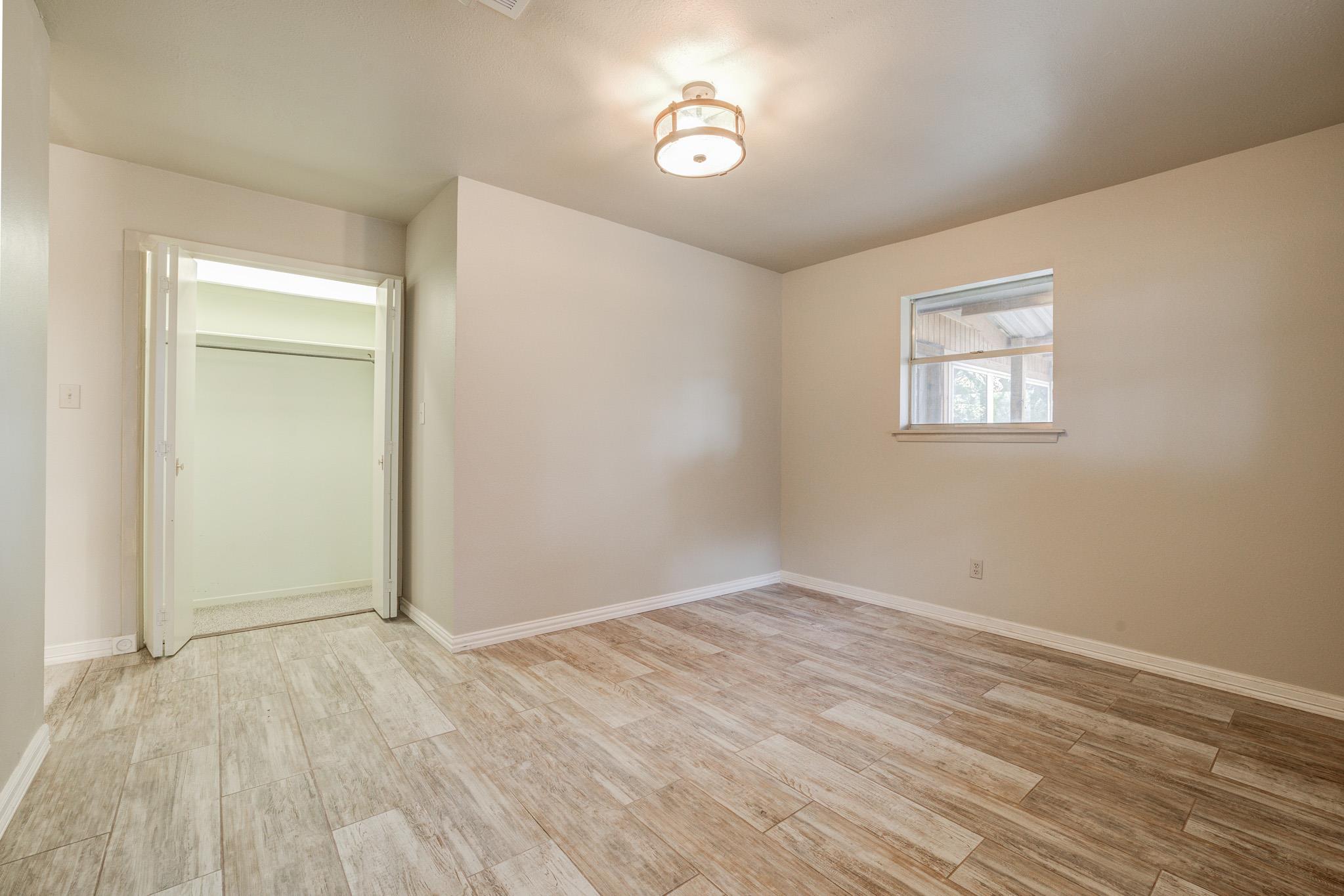 5303 Shady Oaks Cir # A, Kingsland, TX 78639