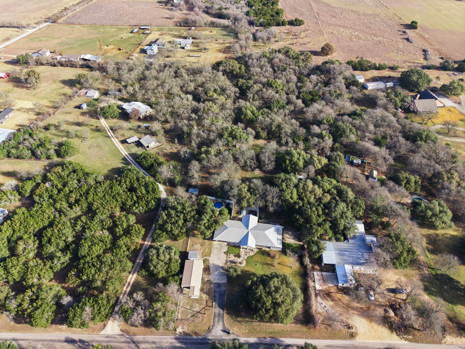 888 Shanklin Rd, Belton, TX 76513