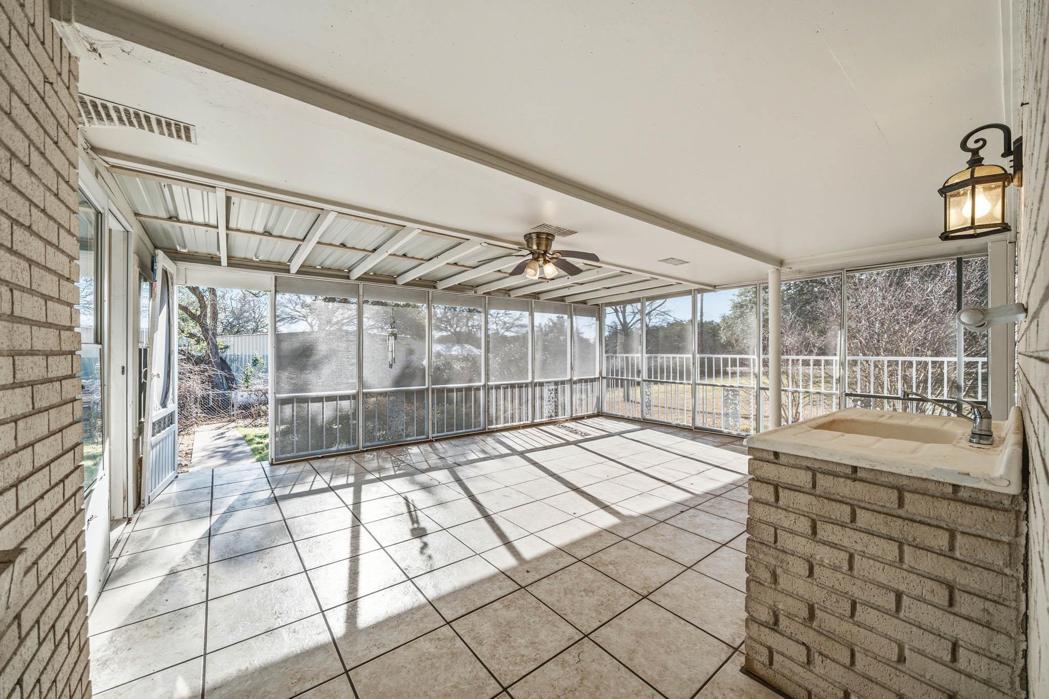 888 Shanklin Rd, Belton, TX 76513