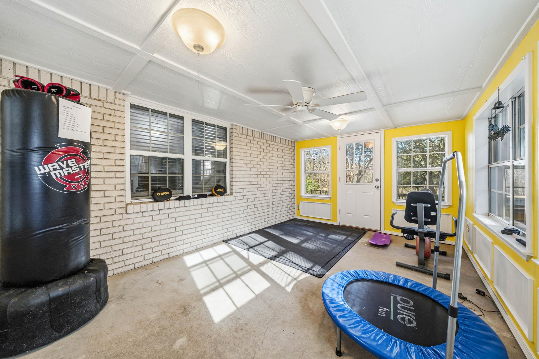 888 Shanklin Rd, Belton, TX 76513