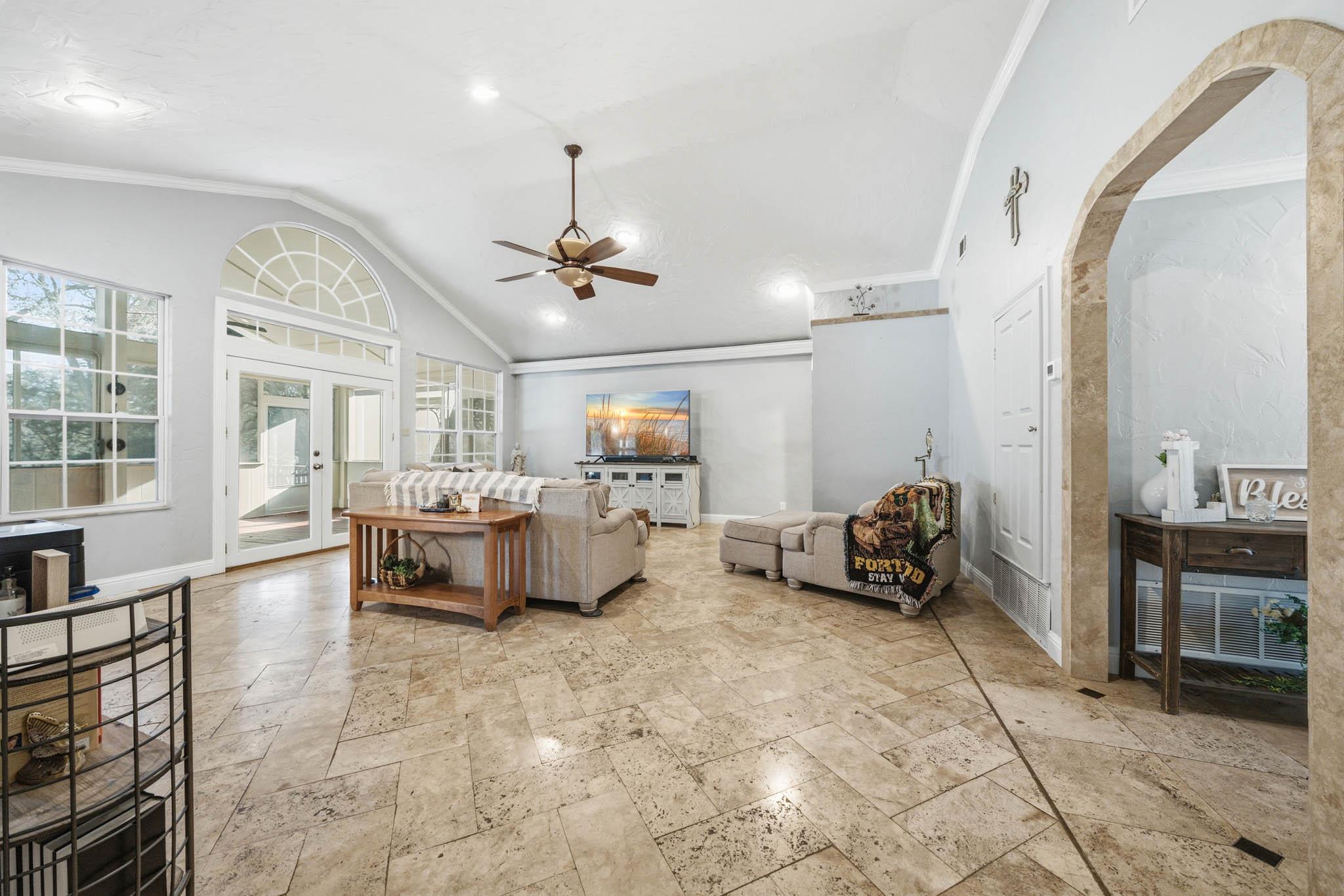 888 Shanklin Rd, Belton, TX 76513