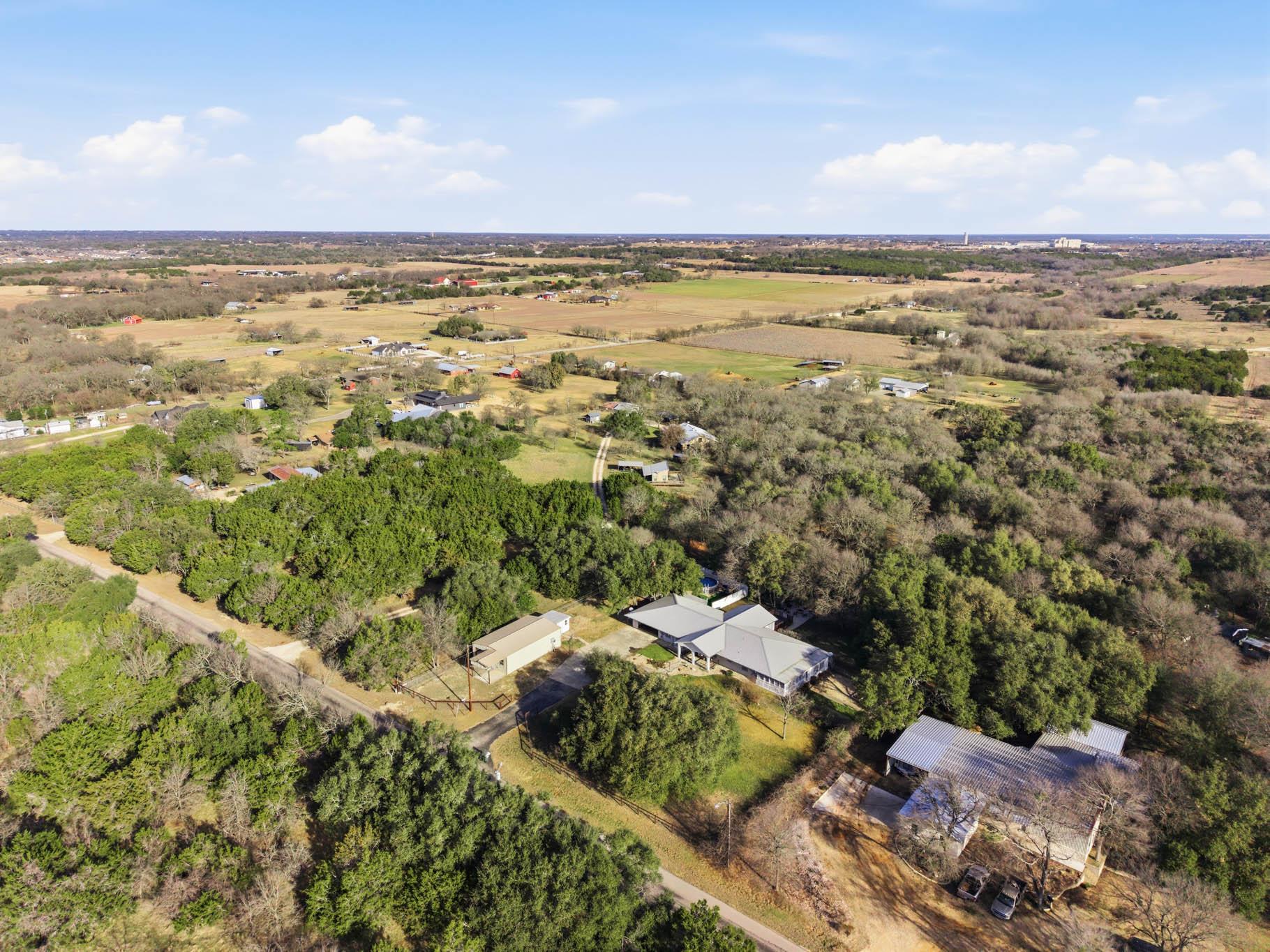 888 Shanklin Rd, Belton, TX 76513
