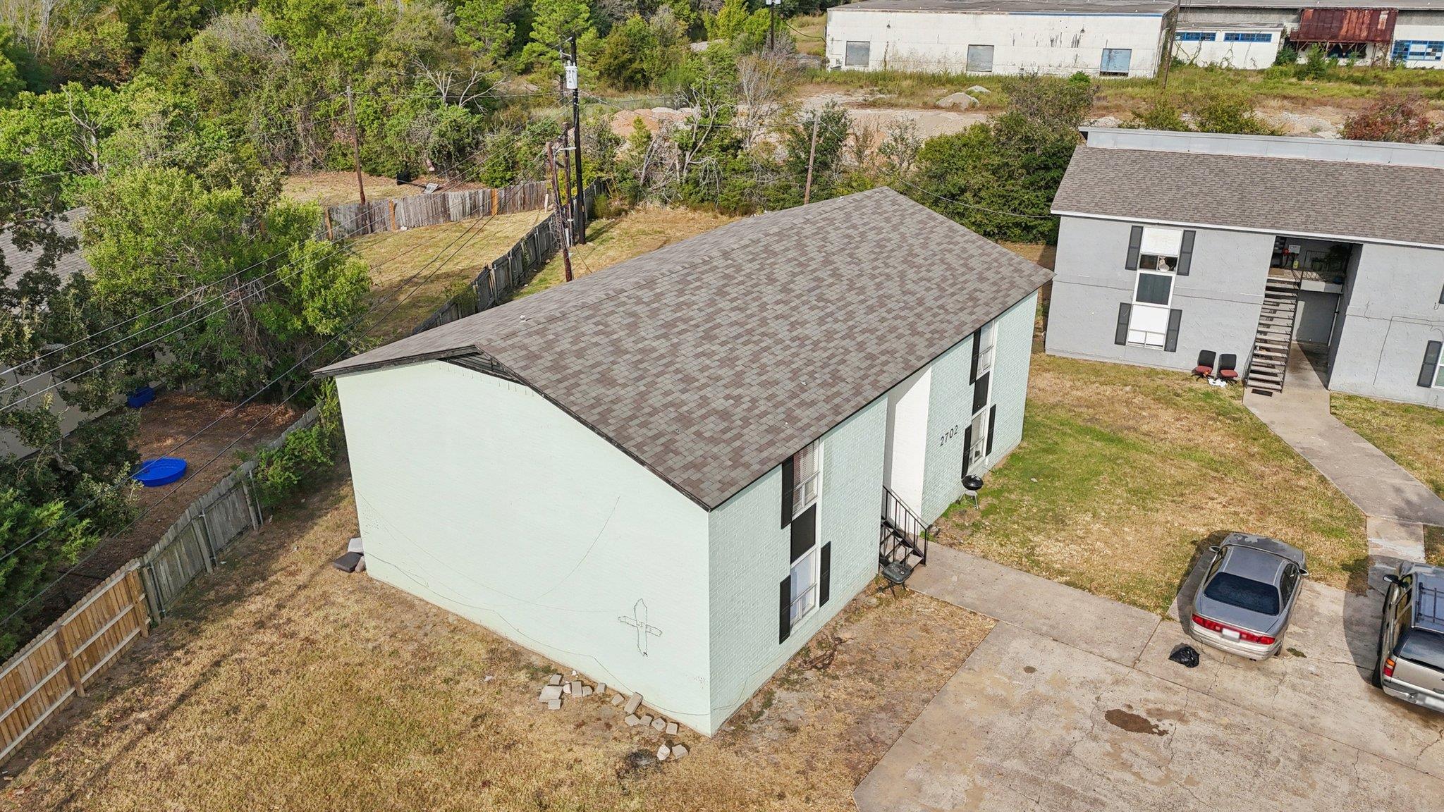 2702 Evergreen Cir, Bryan, TX 77801