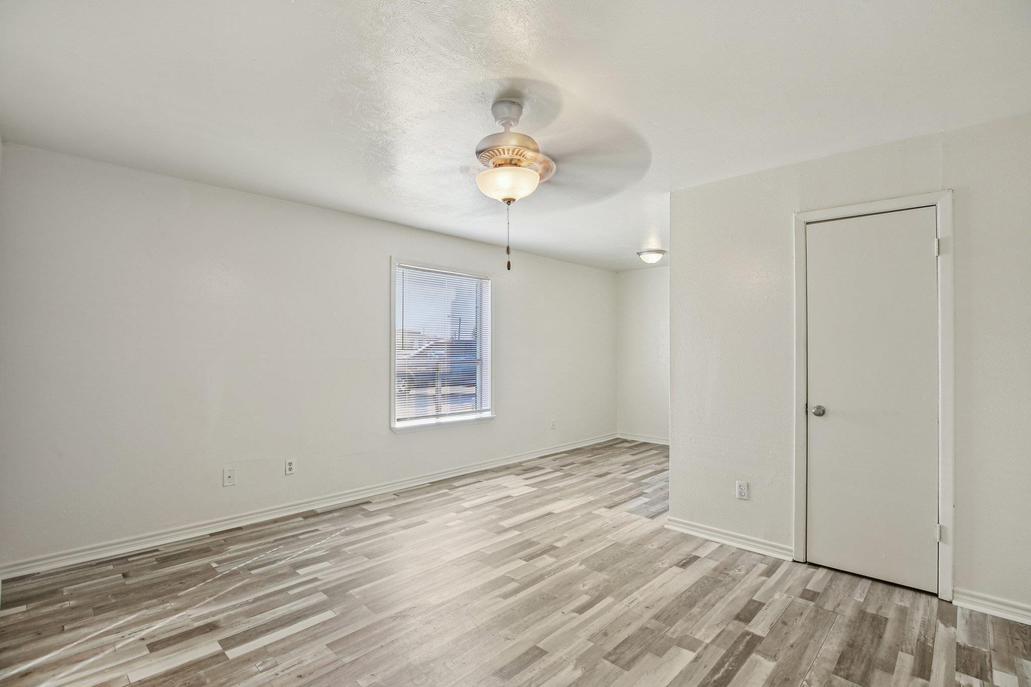 2702 Evergreen Cir, Bryan, TX 77801