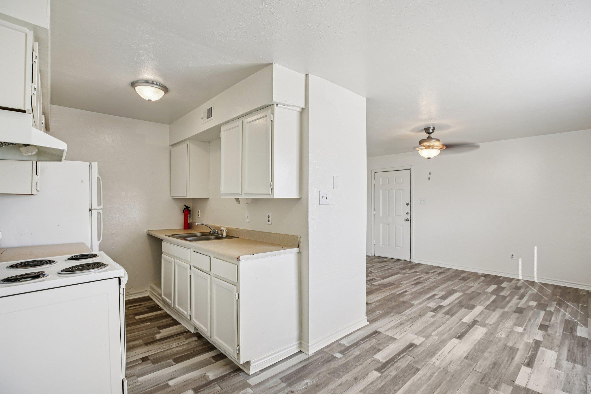 2702 Evergreen Cir, Bryan, TX 77801