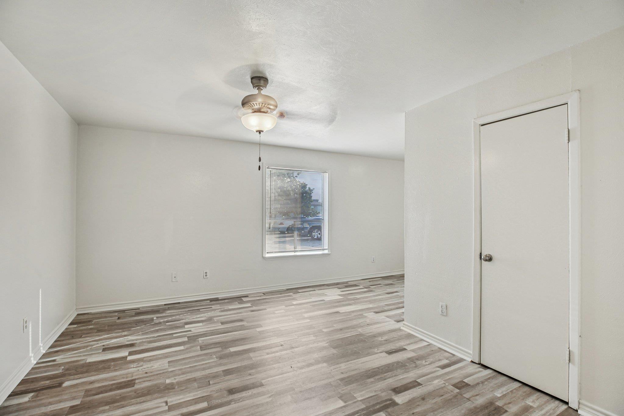 2702 Evergreen Cir, Bryan, TX 77801