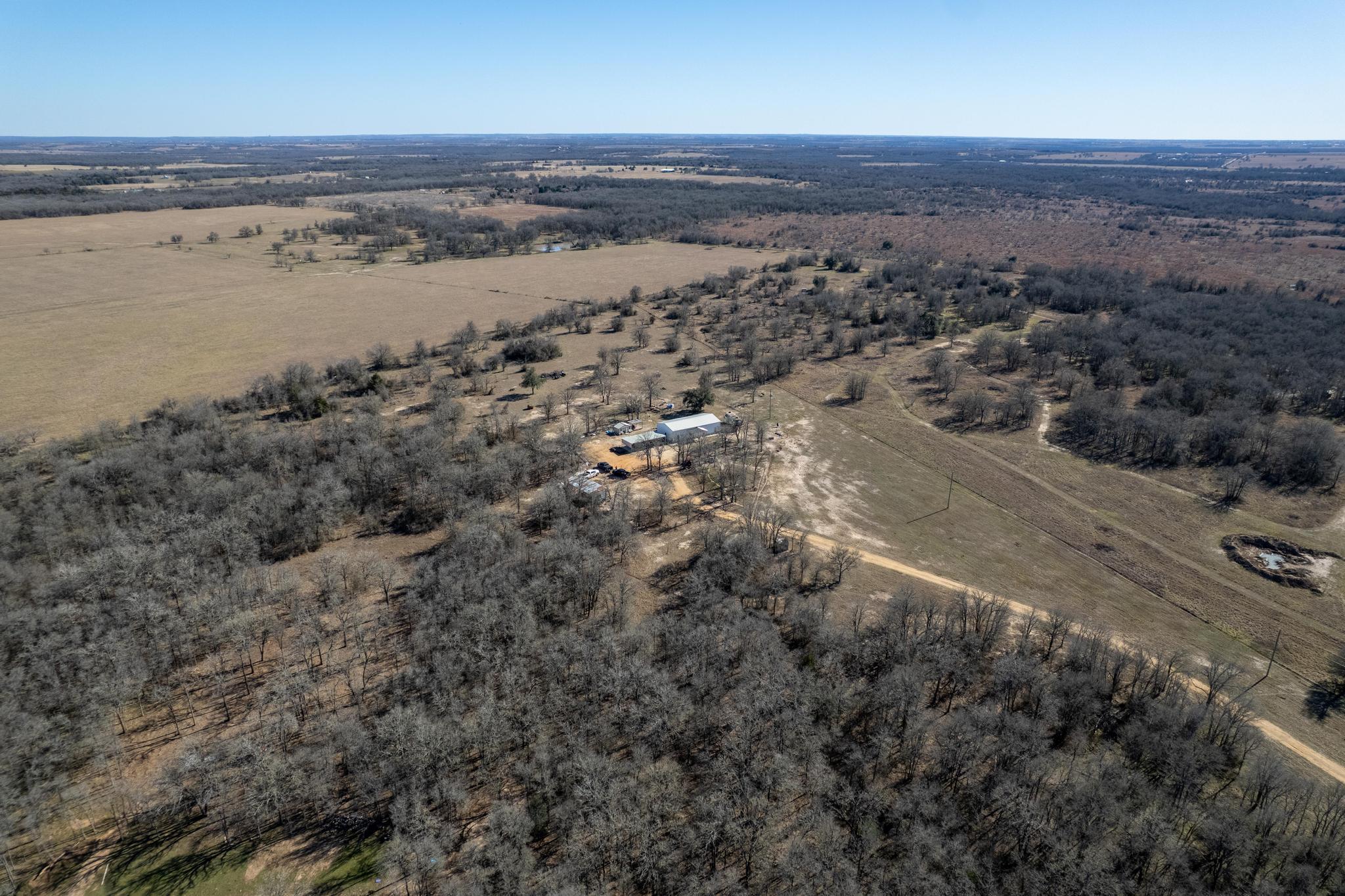 1105 County Road 422, Bartlett, TX 76511