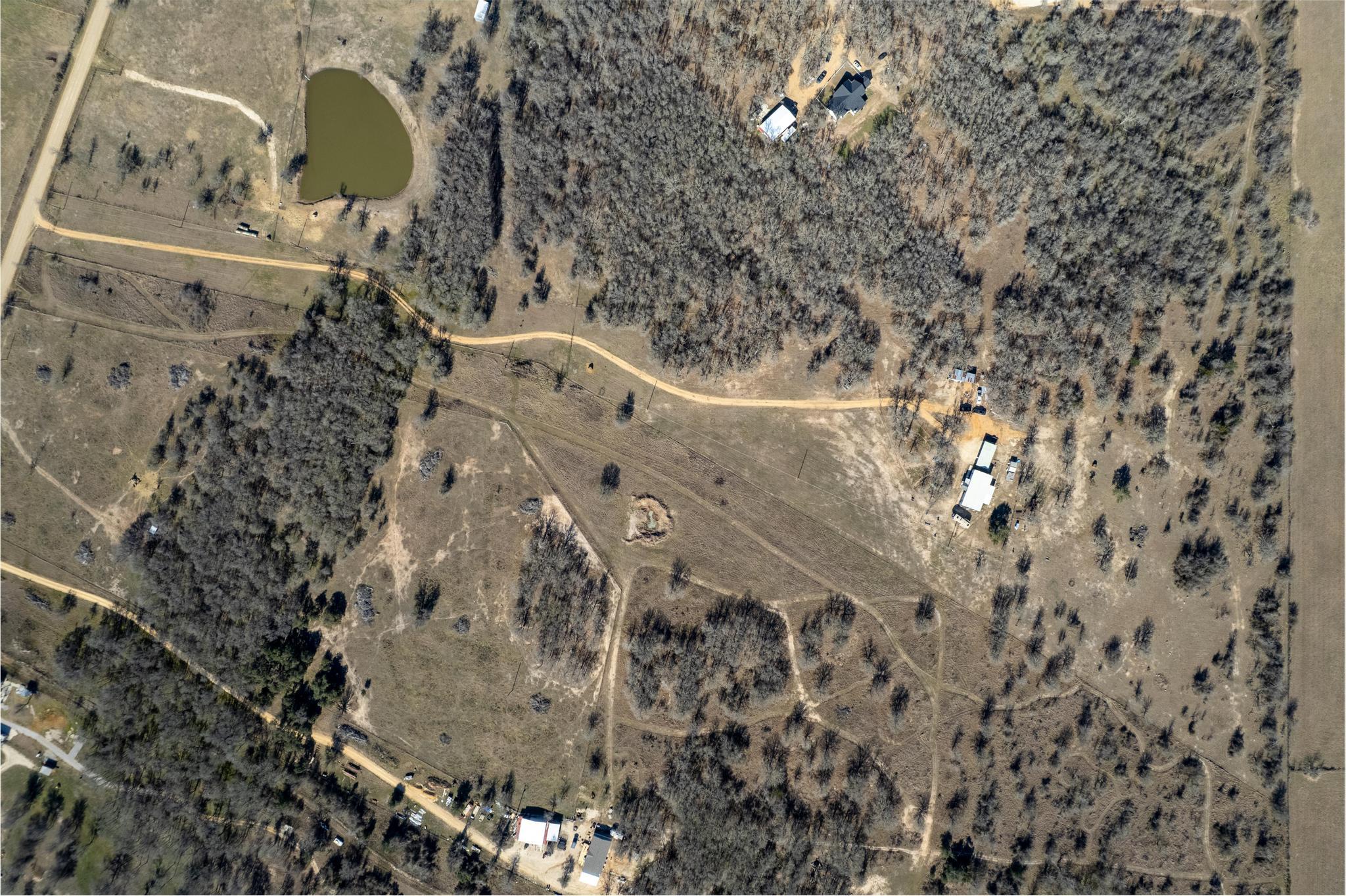 1105 County Road 422, Bartlett, TX 76511