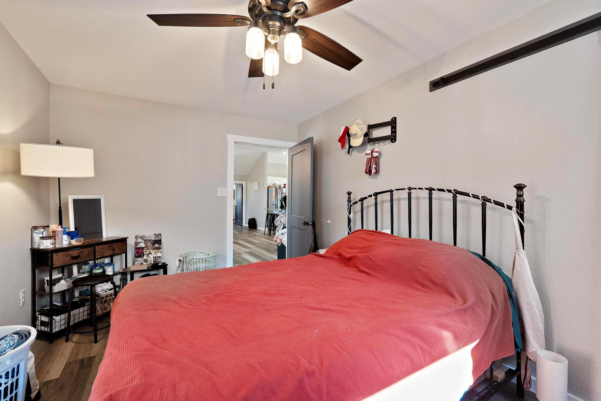 1105 County Road 422, Bartlett, TX 76511