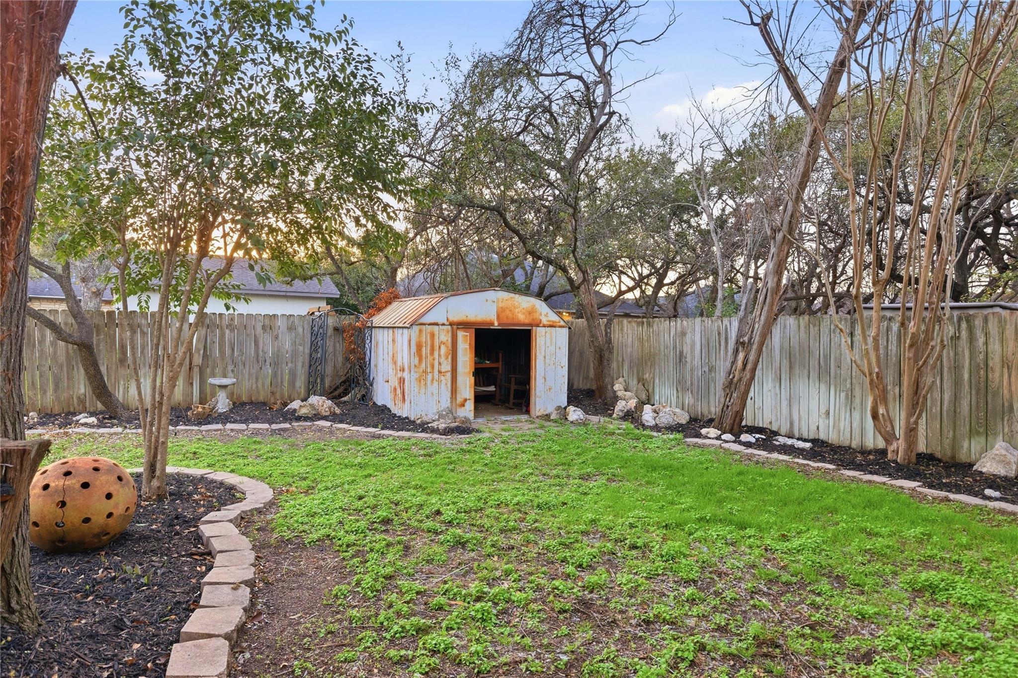 205 N Mount Rushmore Dr, Cedar Park, TX 78613