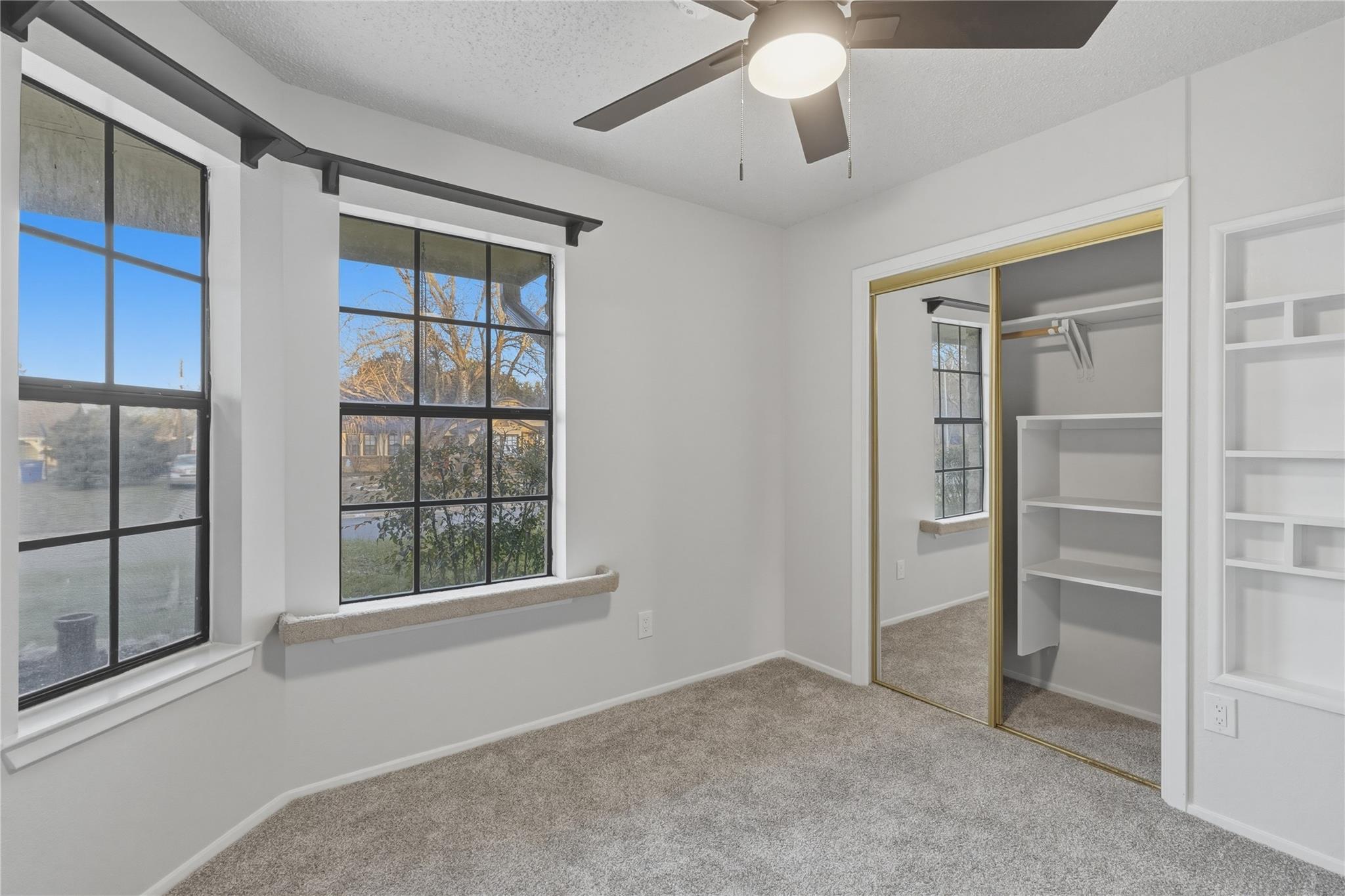 205 N Mount Rushmore Dr, Cedar Park, TX 78613