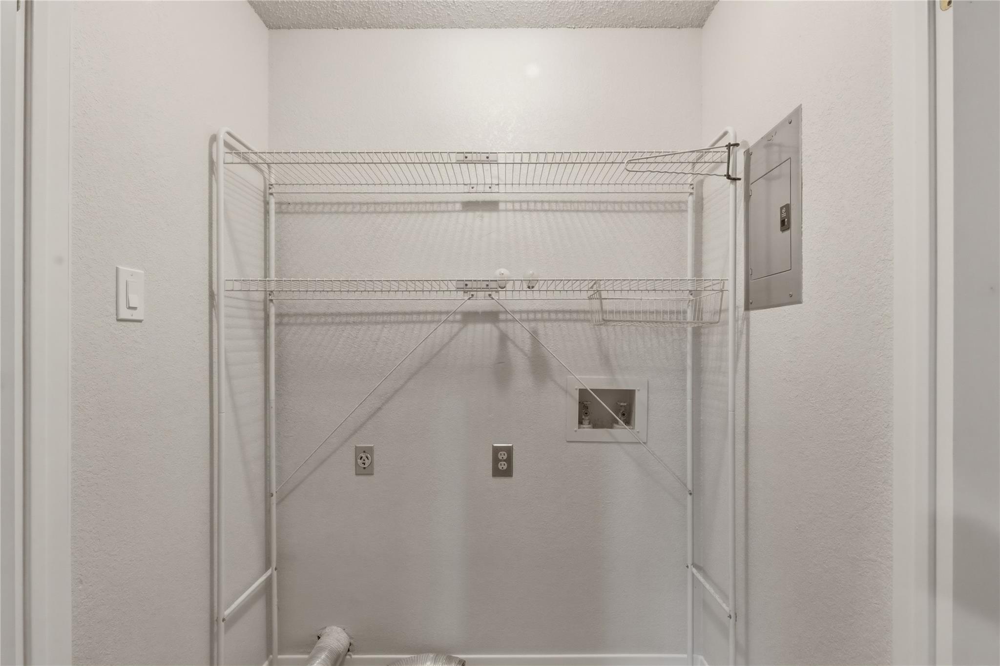 205 N Mount Rushmore Dr, Cedar Park, TX 78613