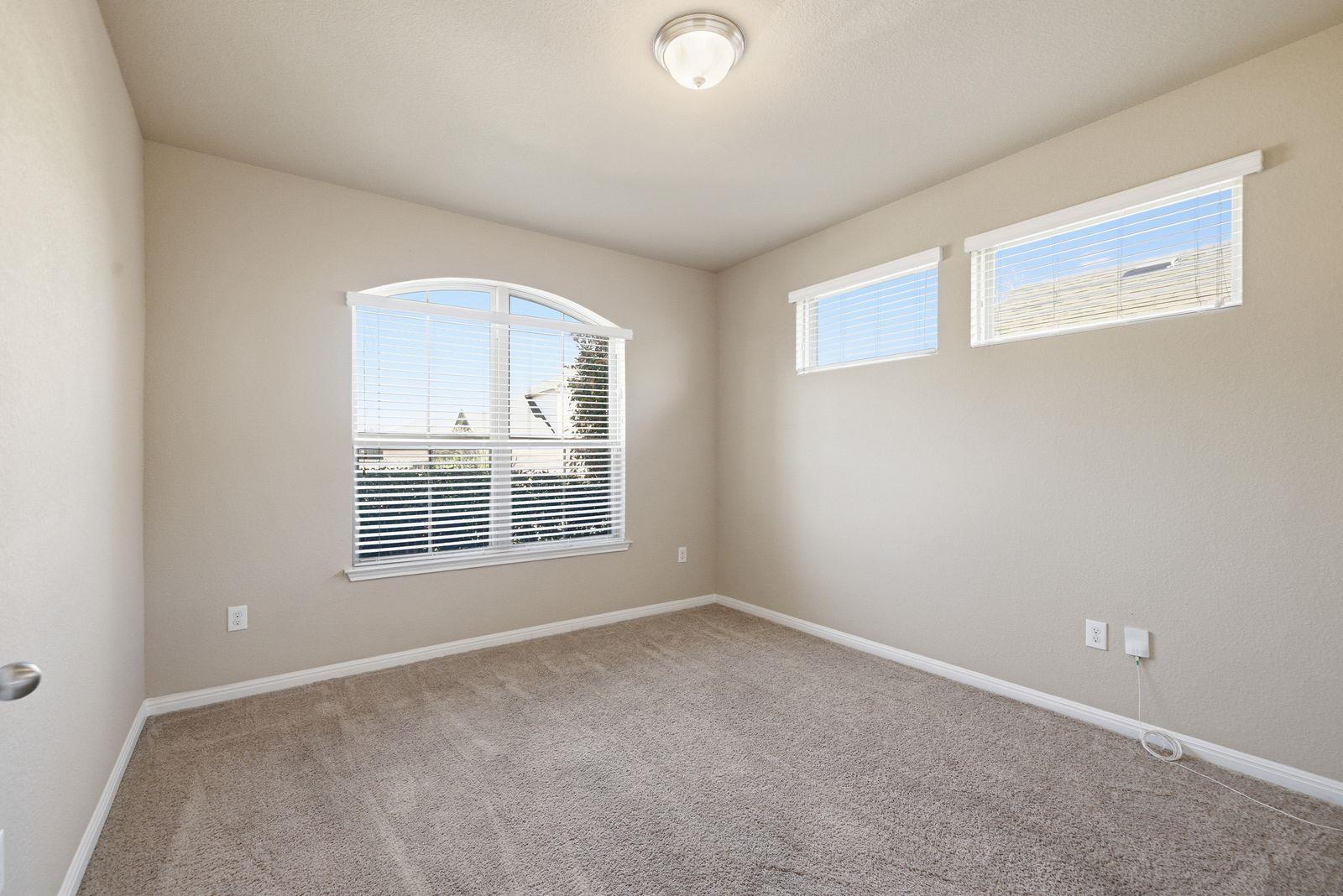 609 Carly Ann Ln, Leander, TX 78641