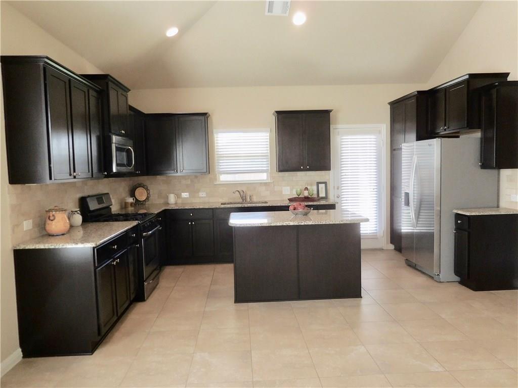 609 Carly Ann Ln, Leander, TX 78641