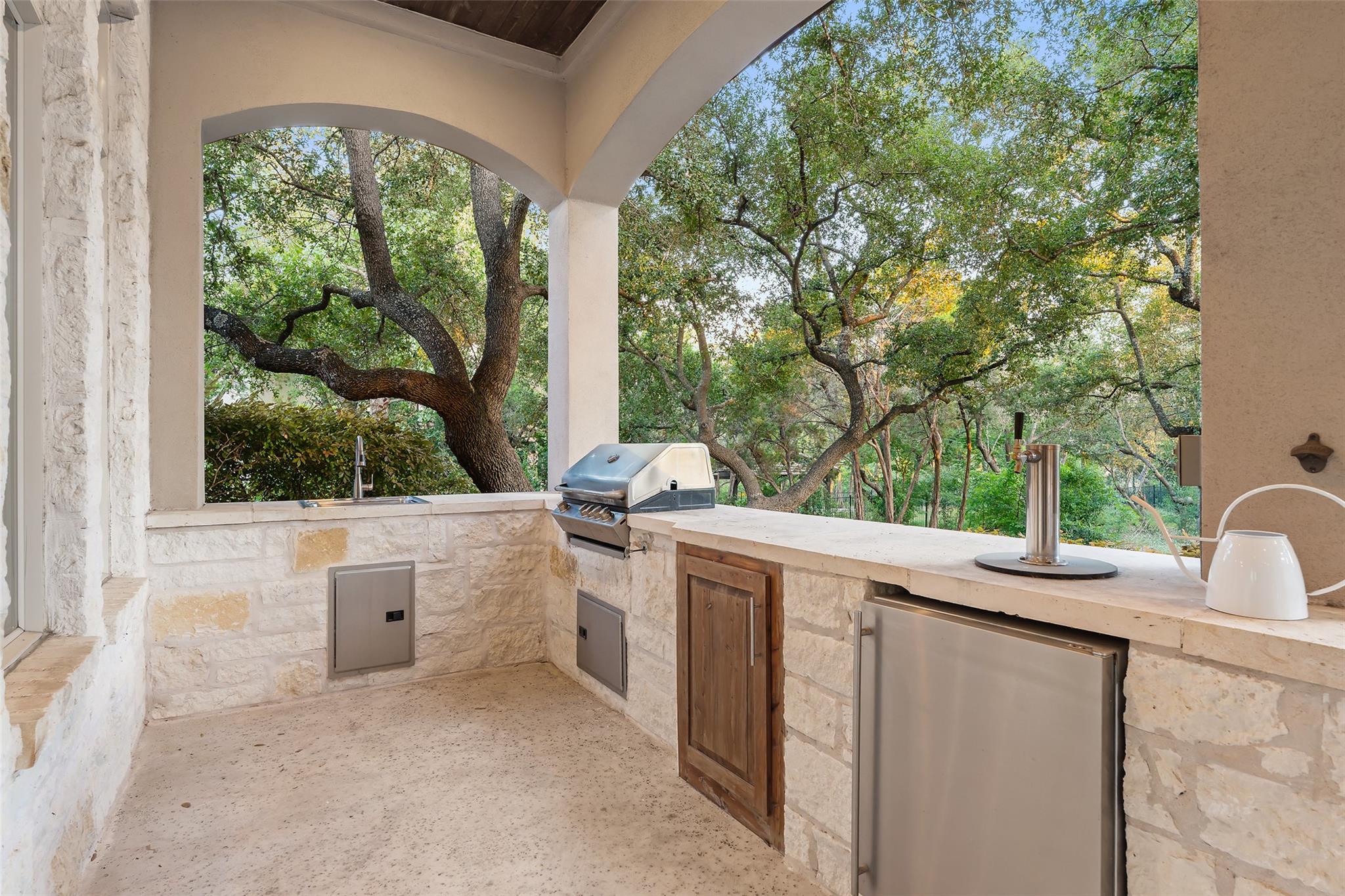 104 Sendera Bonita, Lakeway, TX 78734