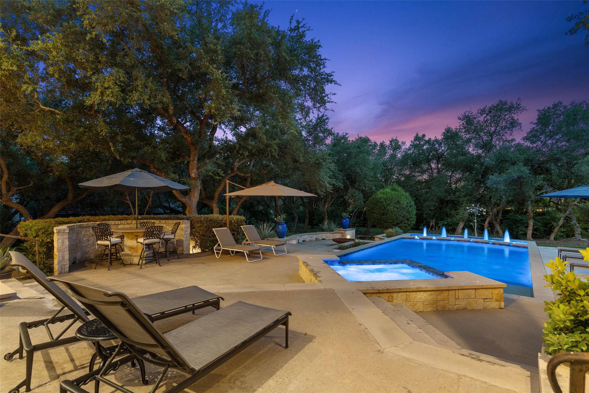 104 Sendera Bonita, Lakeway, TX 78734