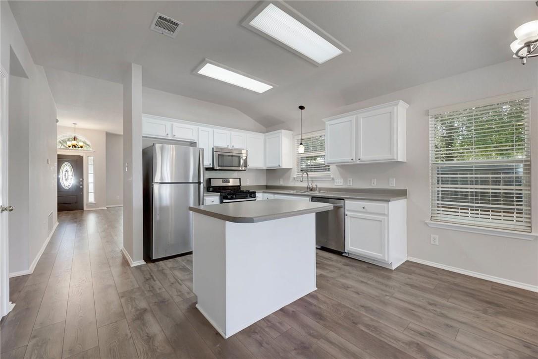 14400 Mowsbury Dr, Austin, TX 78717