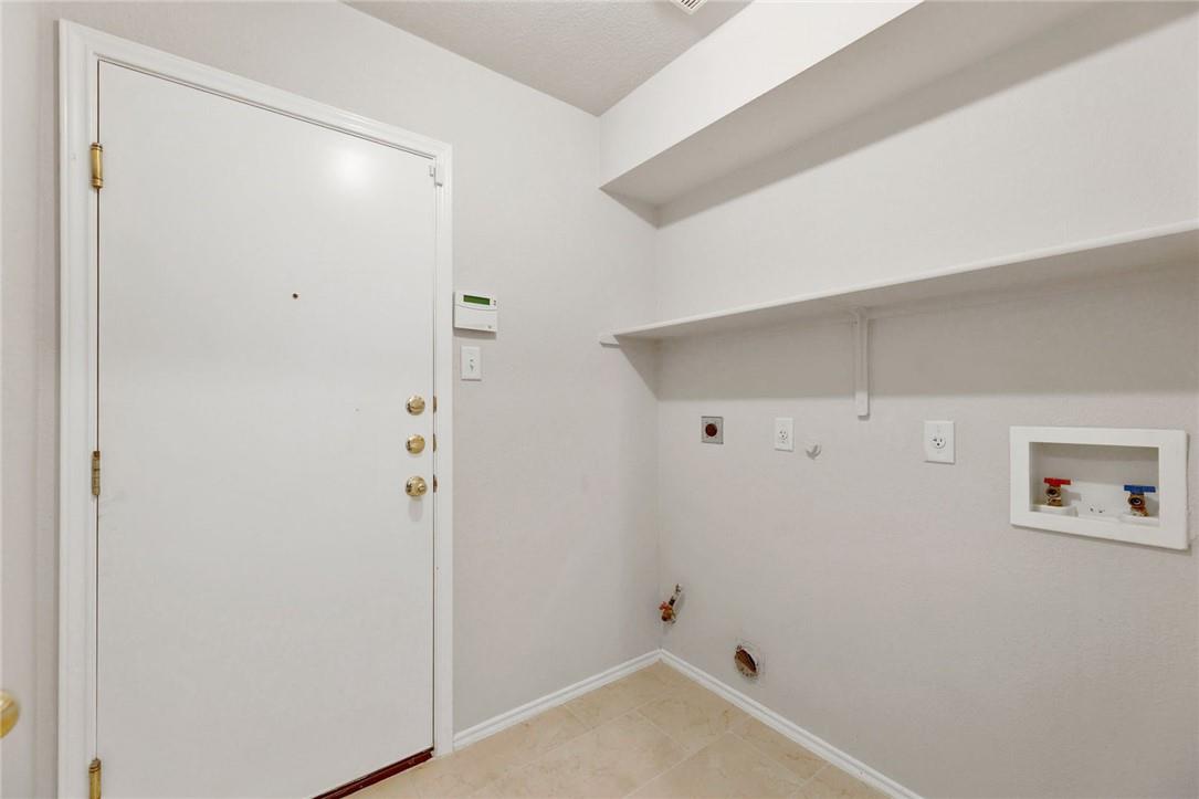 14400 Mowsbury Dr, Austin, TX 78717