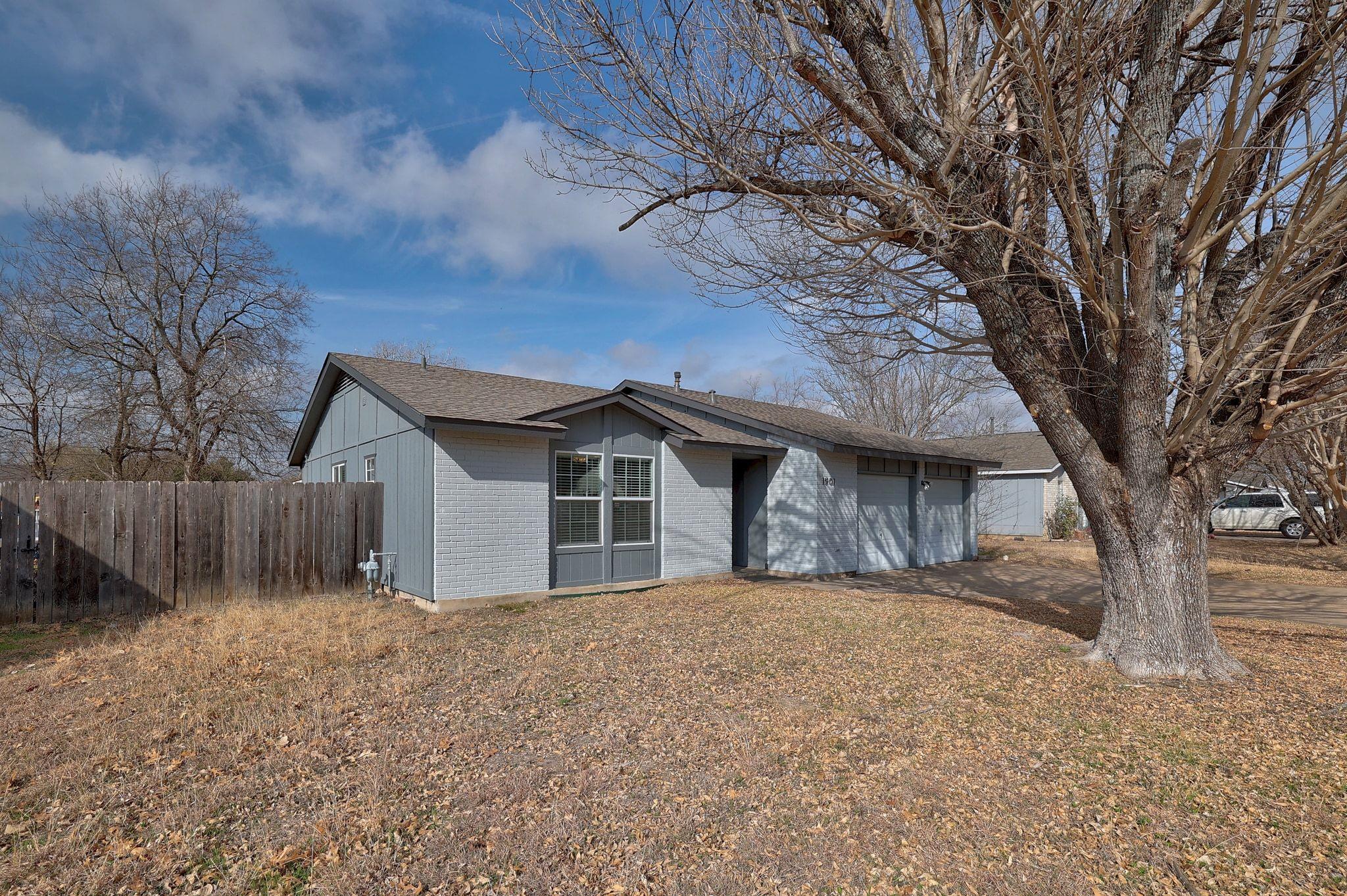 1901 Bradmore Dr, Round Rock, TX 78664