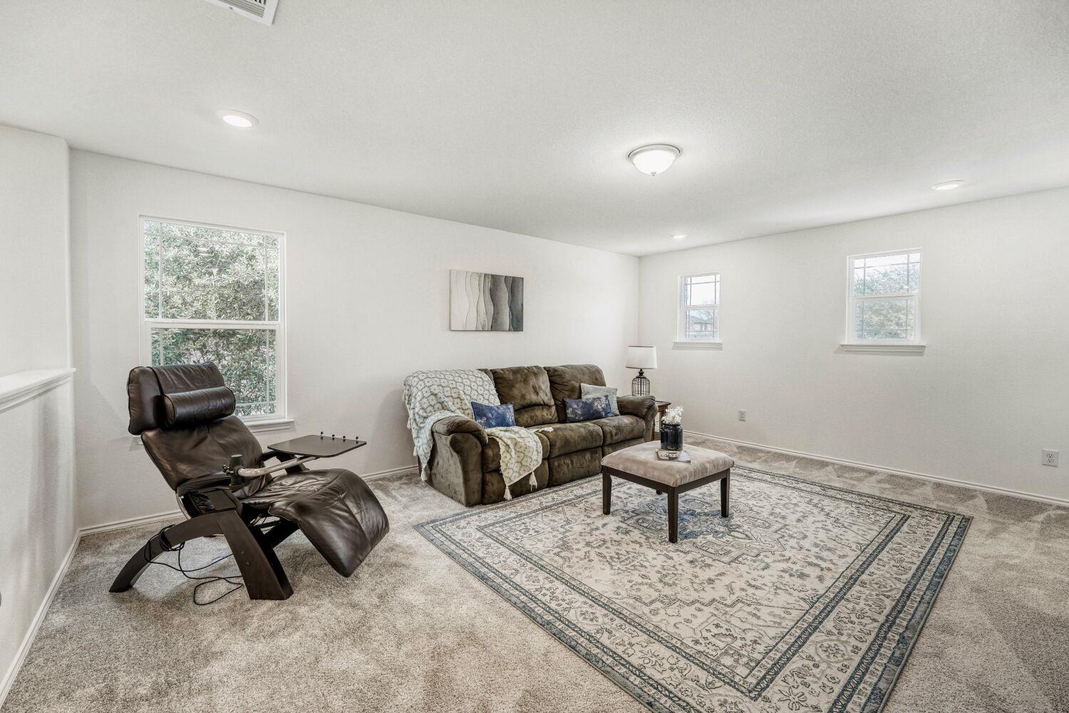 1345 Grande Mesa Dr, Georgetown, TX 78626