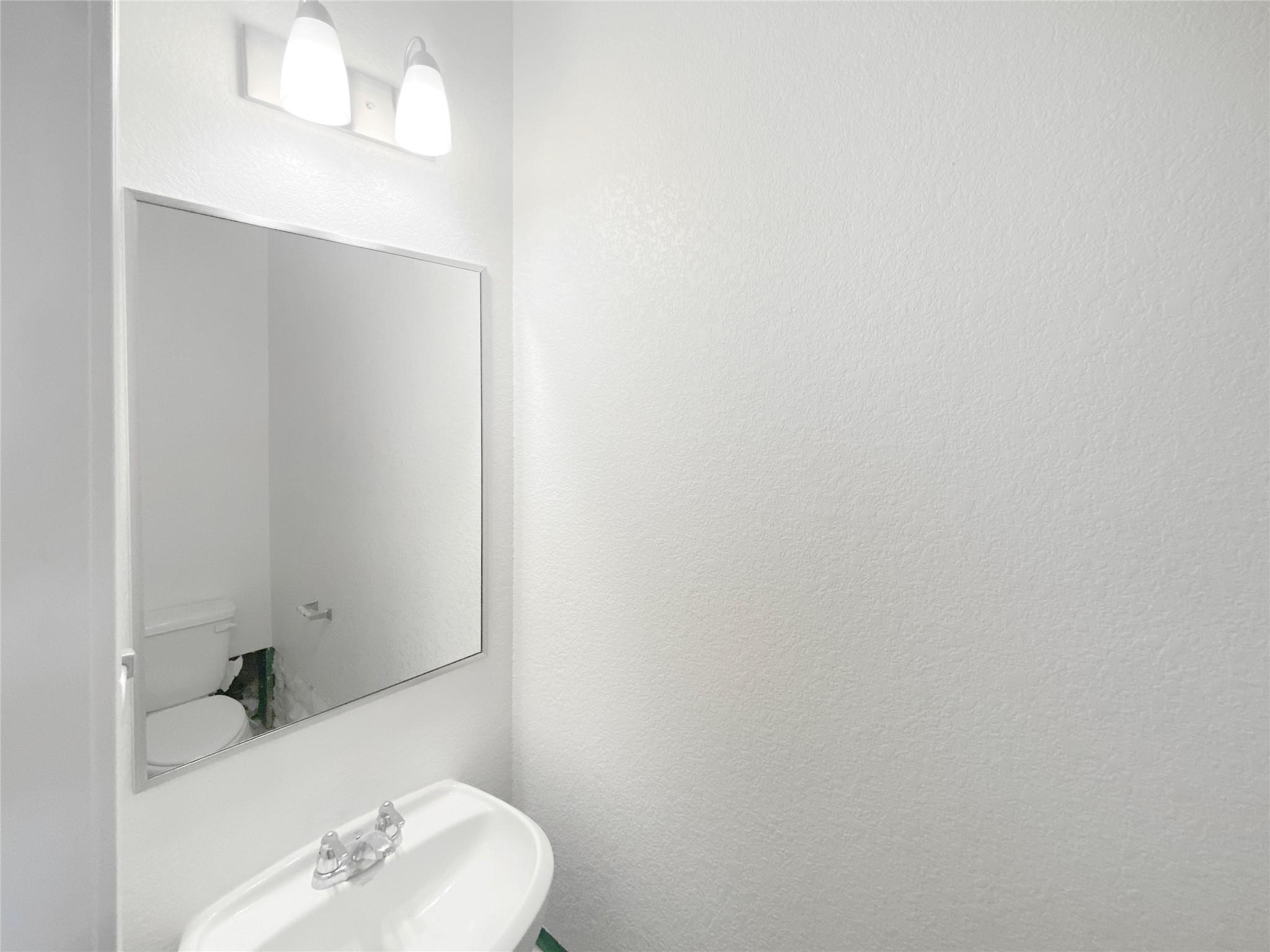 152 Josey Wales Dr, Jarrell, TX 76537