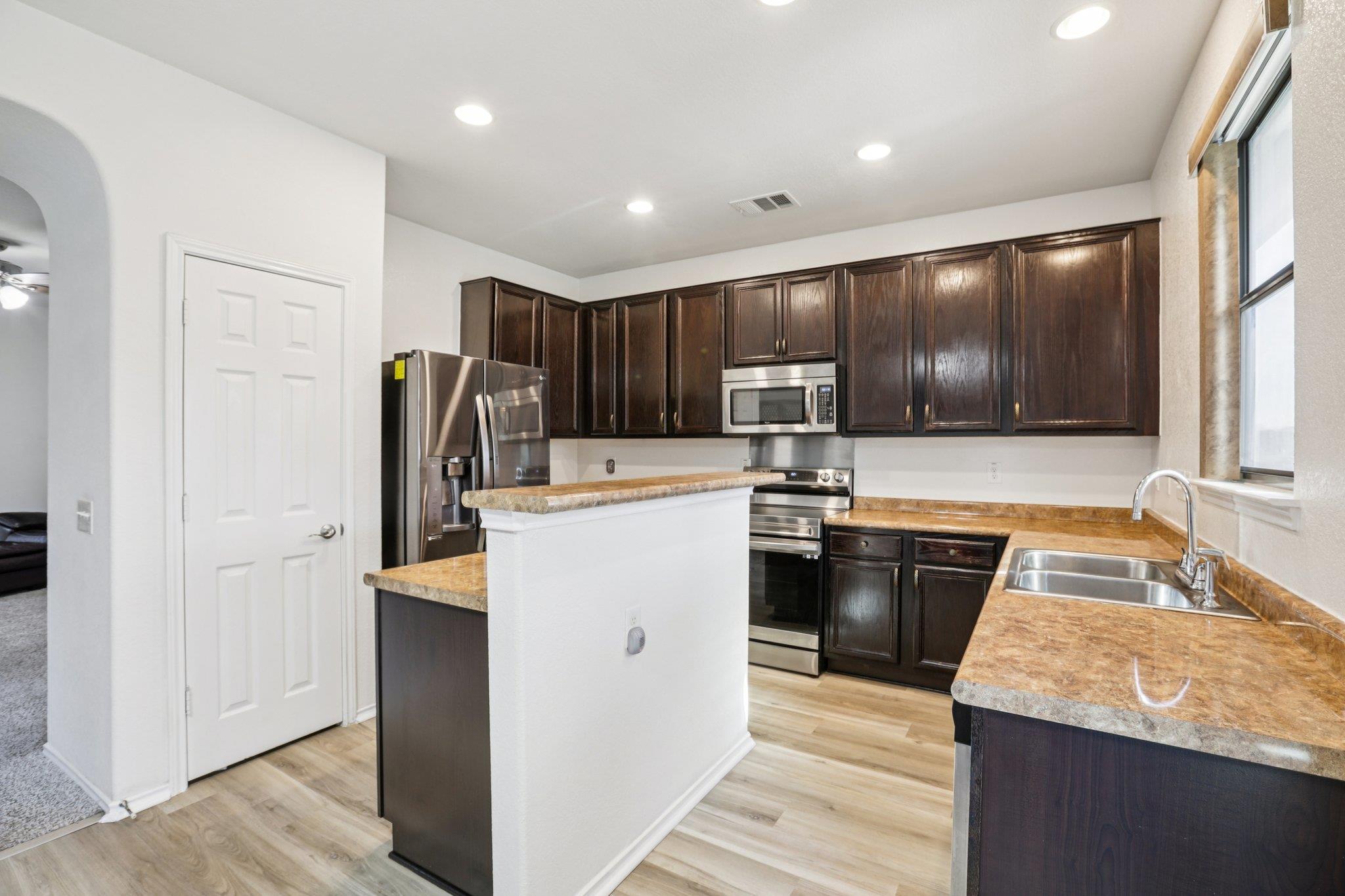 8613 Ipswich Bay Dr, Austin, TX 78747