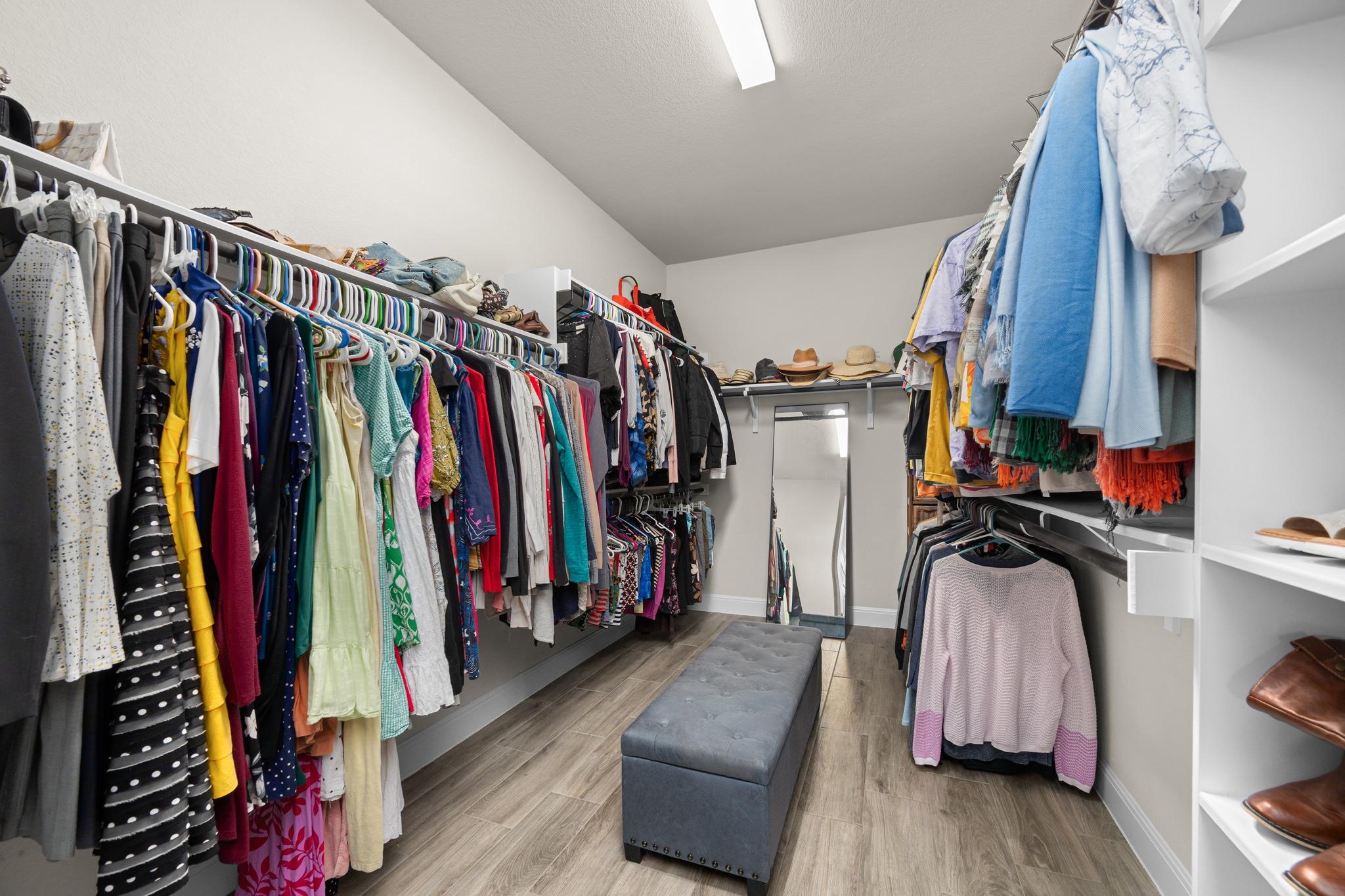 104 Crossfire Cv, Liberty Hill, TX 78642