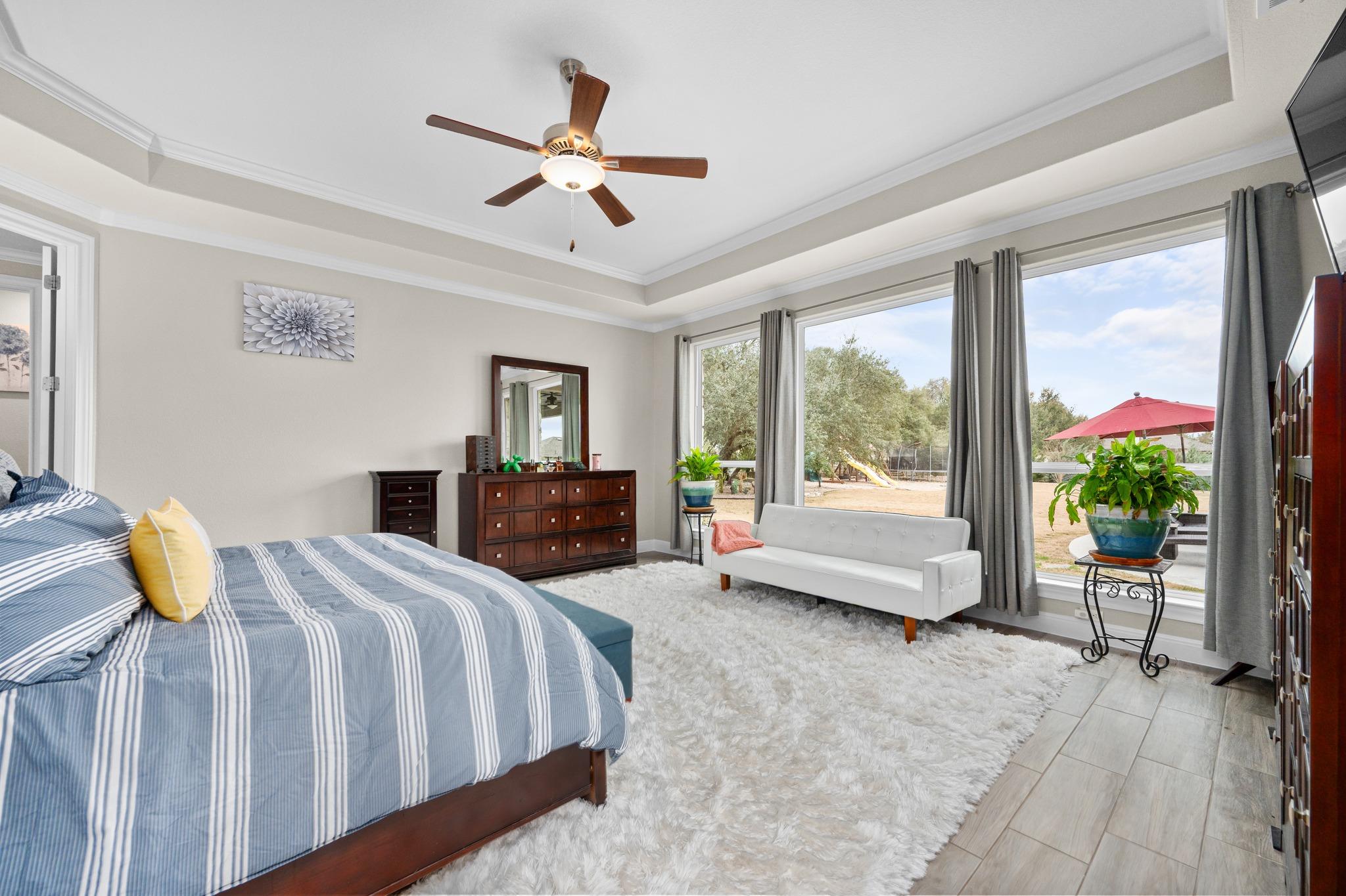 104 Crossfire Cv, Liberty Hill, TX 78642