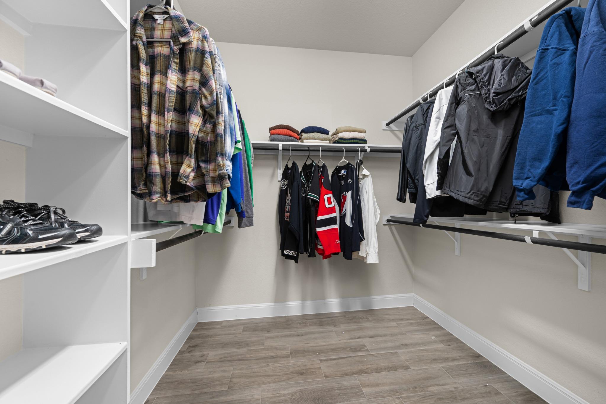 104 Crossfire Cv, Liberty Hill, TX 78642