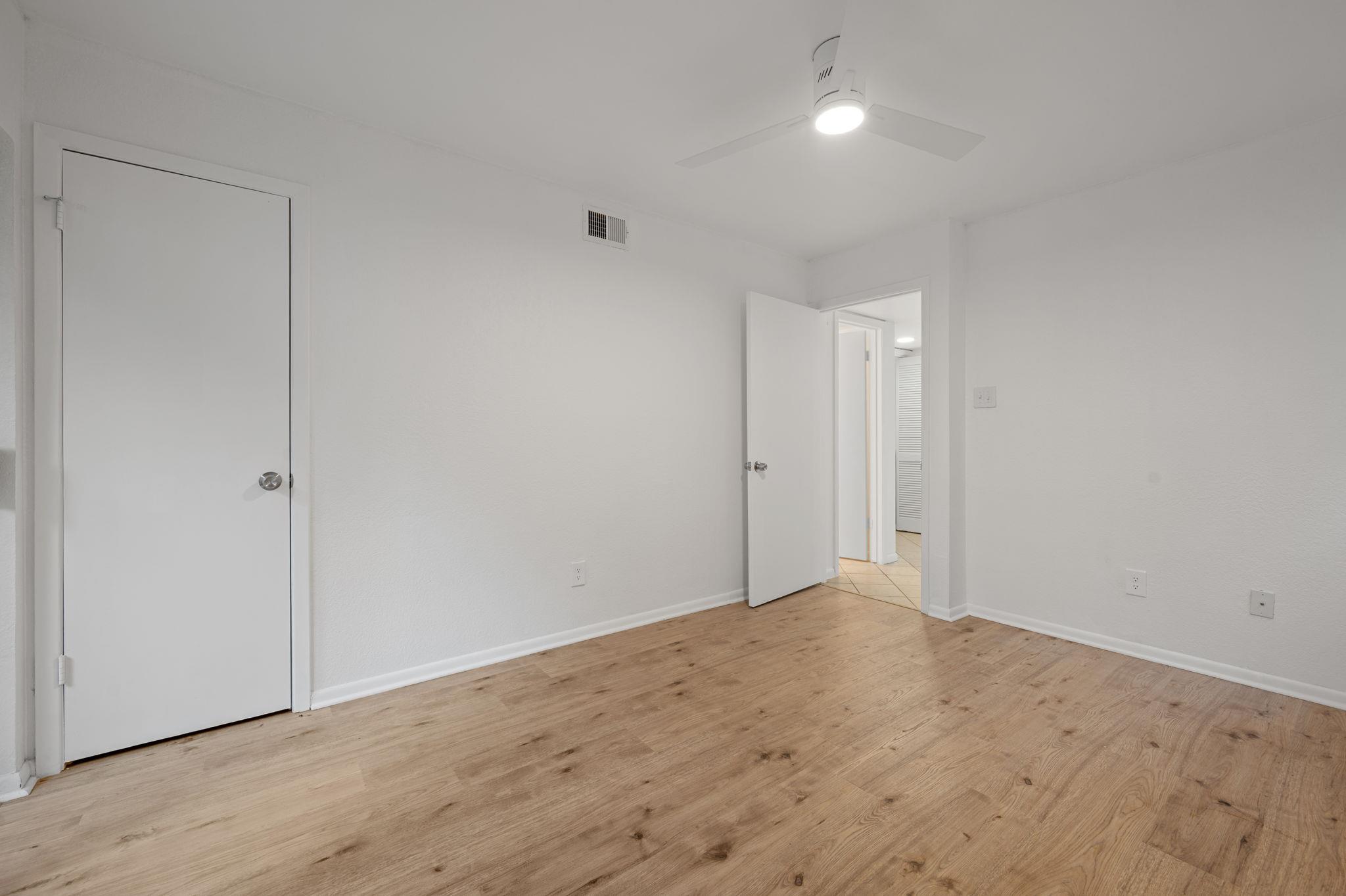 2104 Cullen Ave # 113, Austin, TX 78757