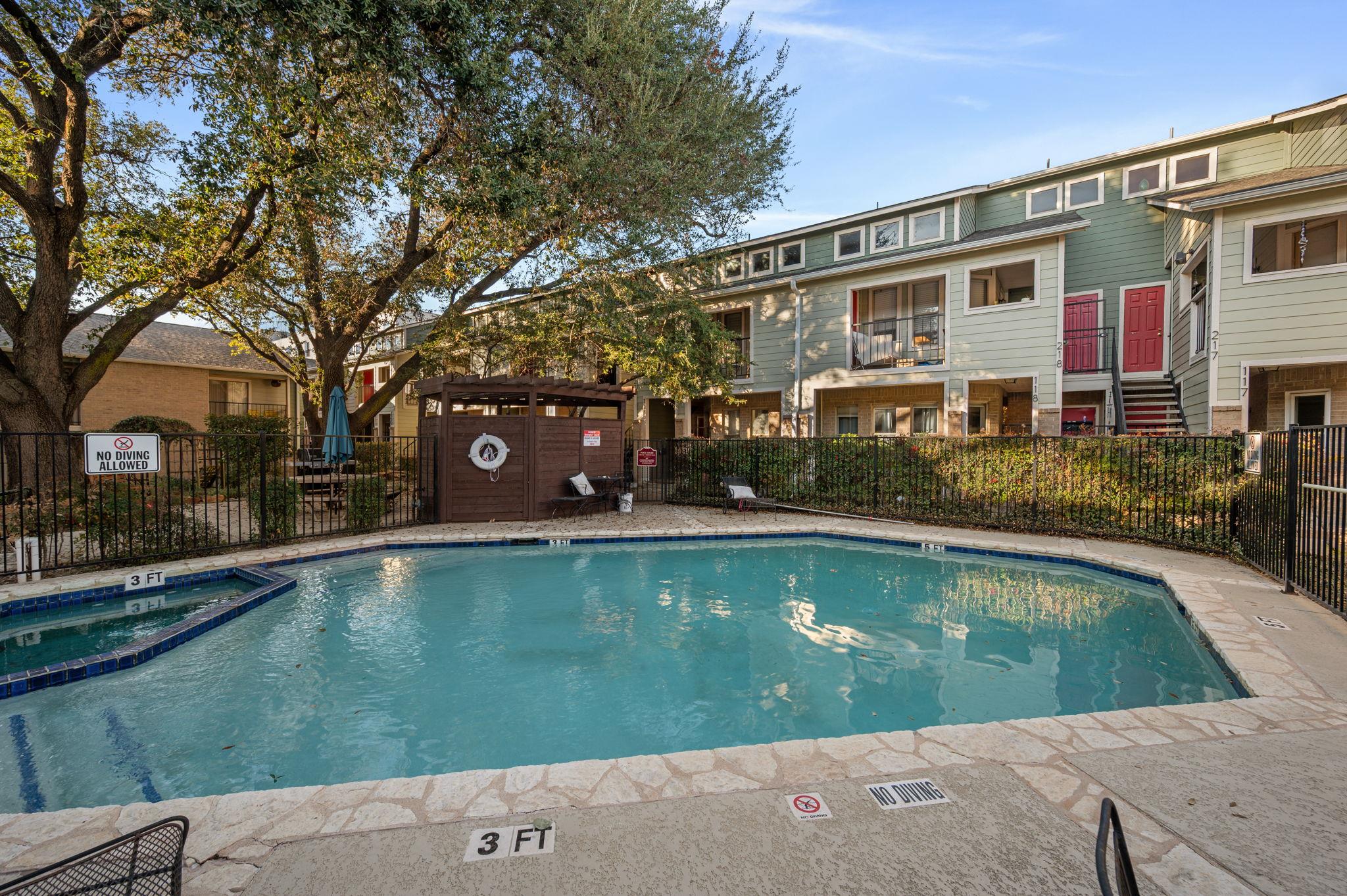 2104 Cullen Ave # 113, Austin, TX 78757