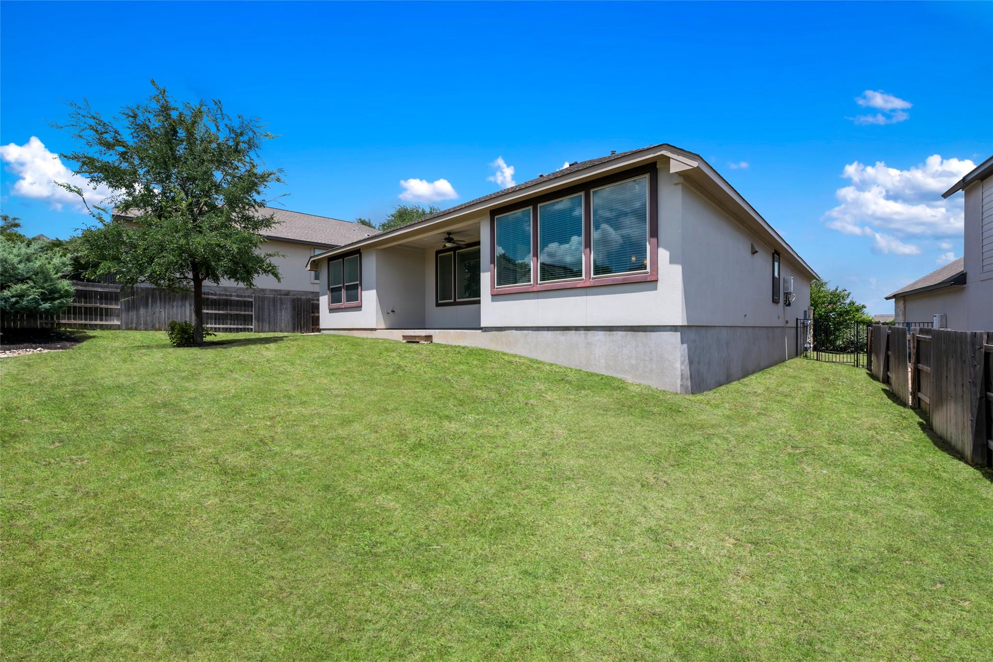 212 Panzano Dr, Georgetown, TX 78628