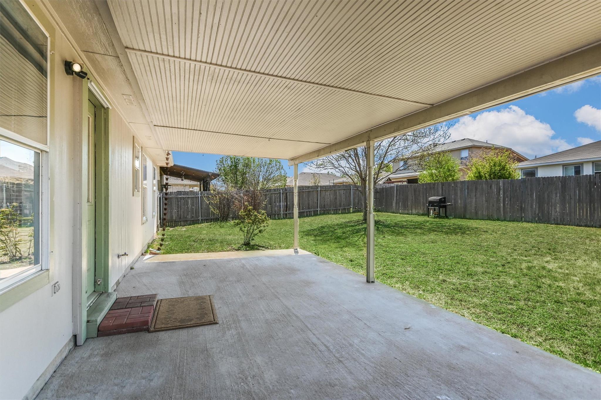 201 Woodley Rd, Leander, TX 78641