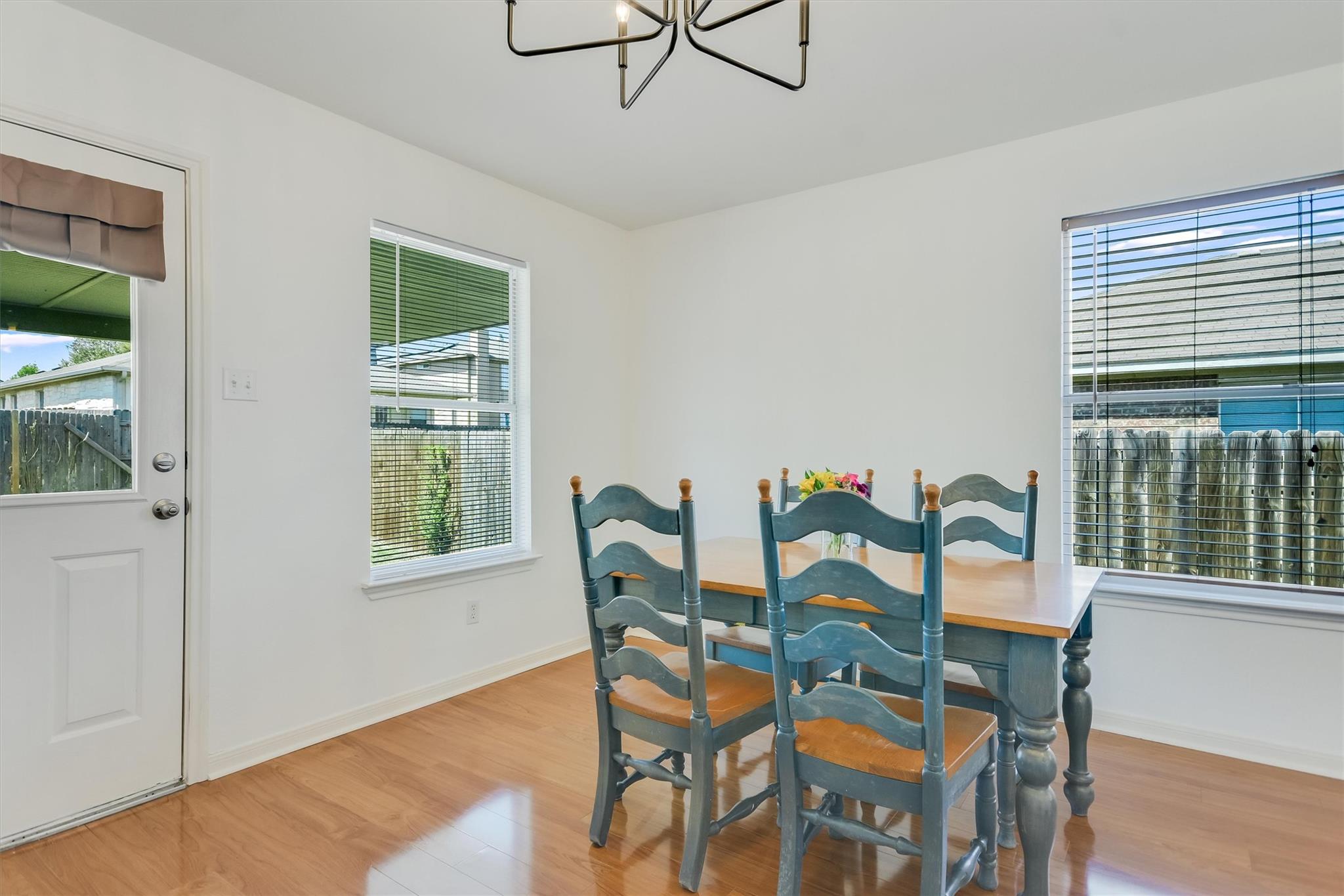 201 Woodley Rd, Leander, TX 78641