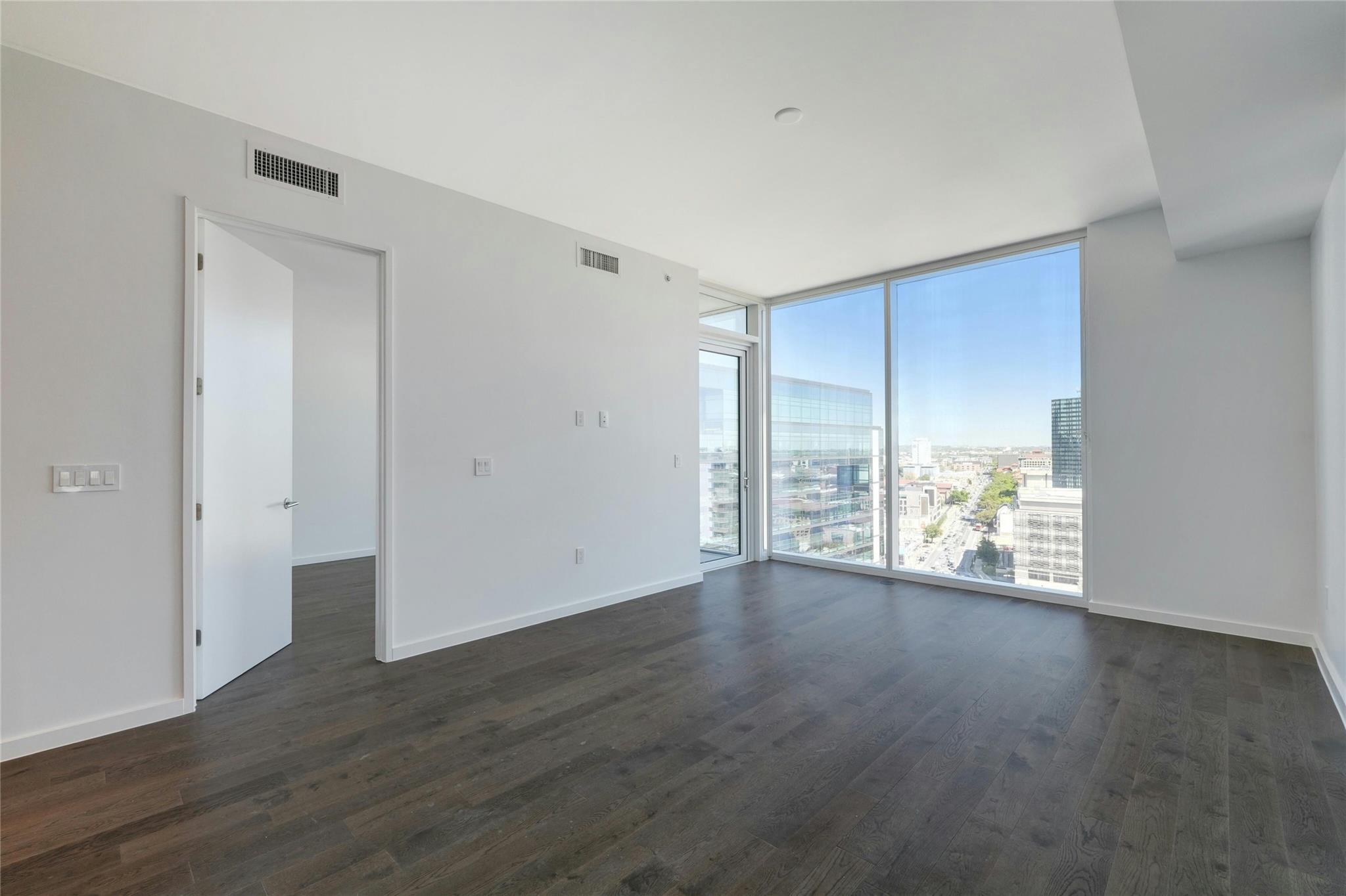 313 W 17th St # 1703, Austin, TX 78701