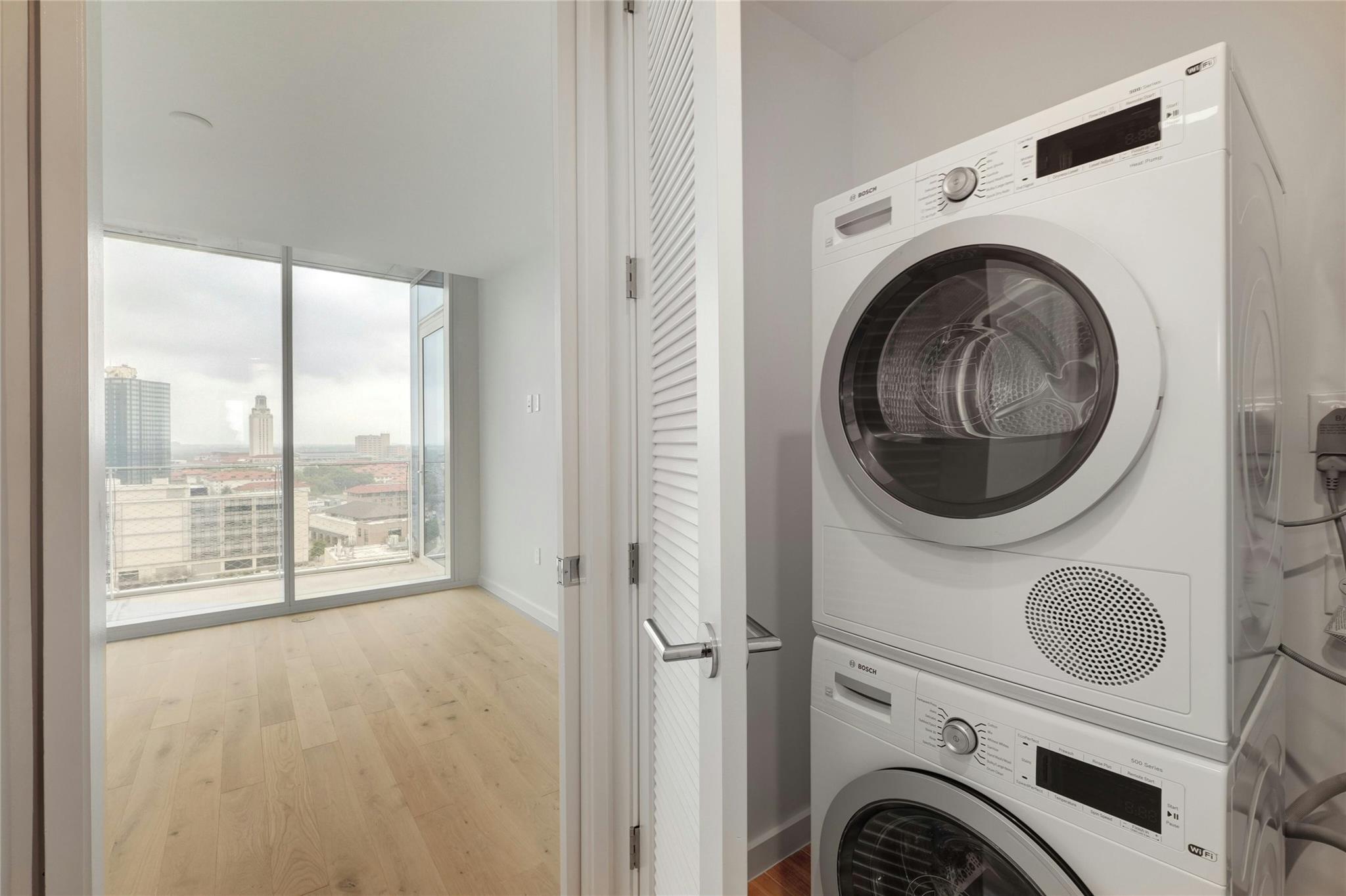 313 W 17th St # 1703, Austin, TX 78701