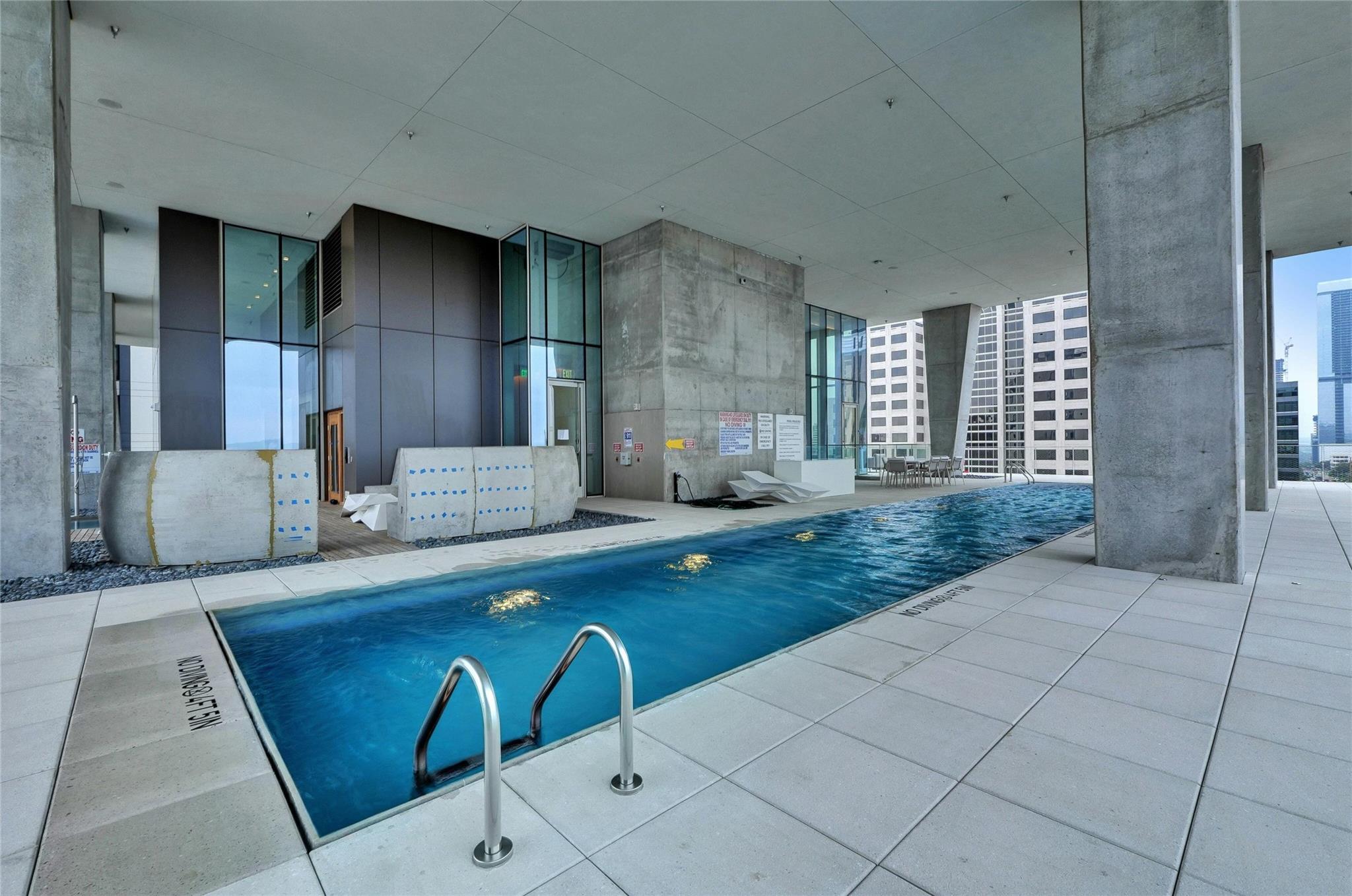 313 W 17th St # 1703, Austin, TX 78701