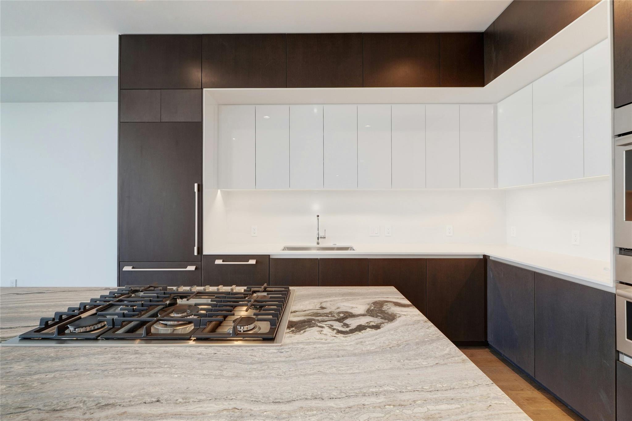 313 W 17th St # 1703, Austin, TX 78701