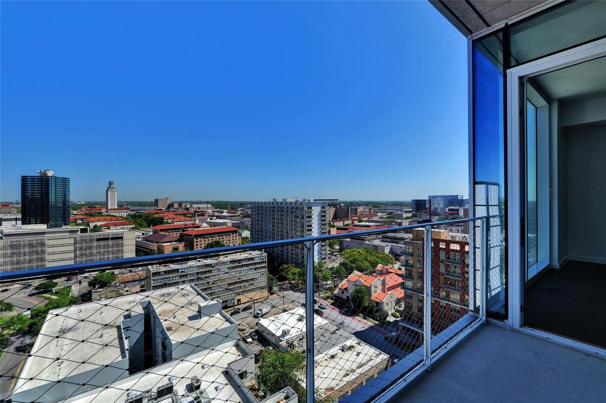 313 W 17th St # 1703, Austin, TX 78701