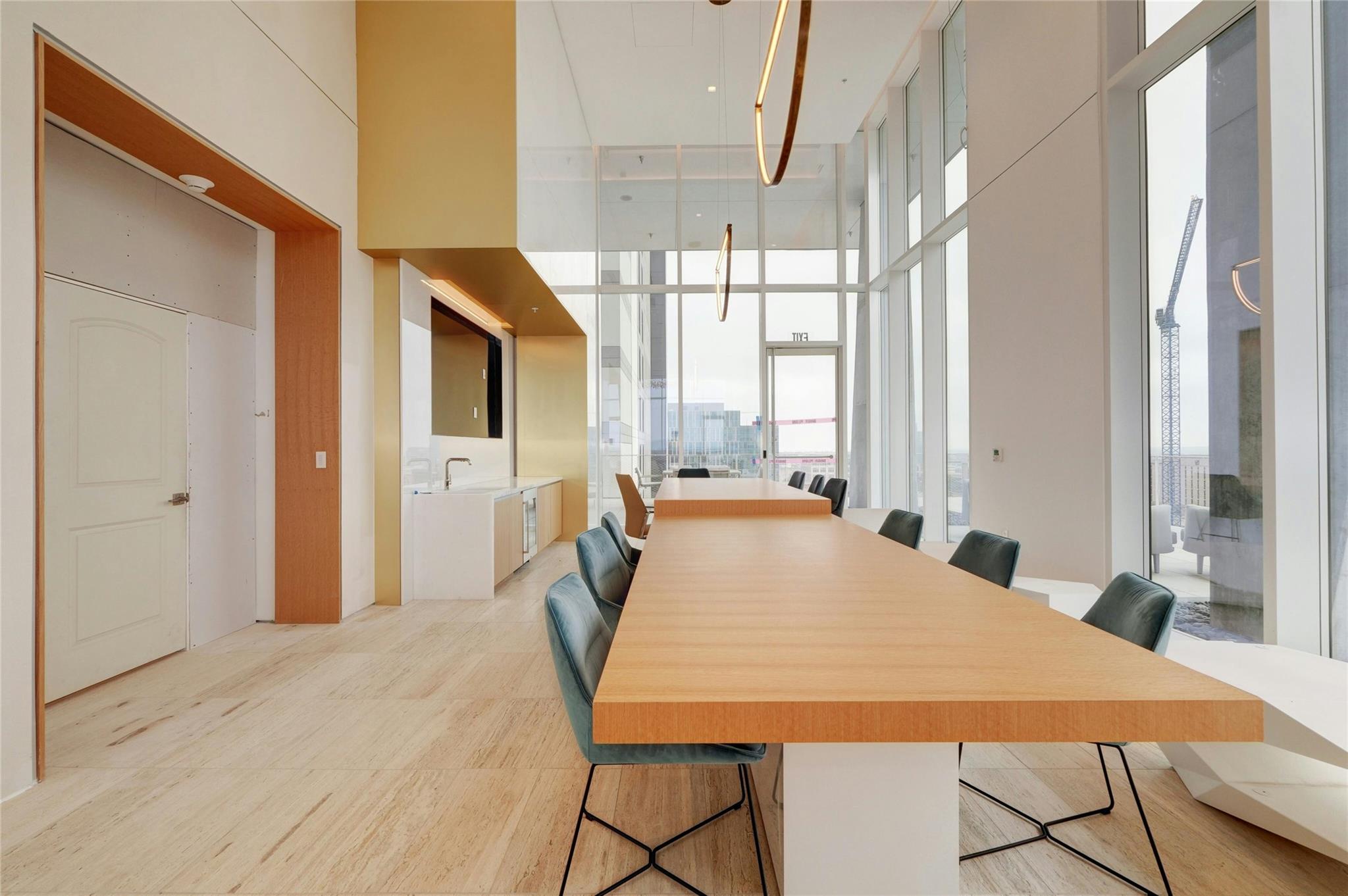 313 W 17th St # 1703, Austin, TX 78701