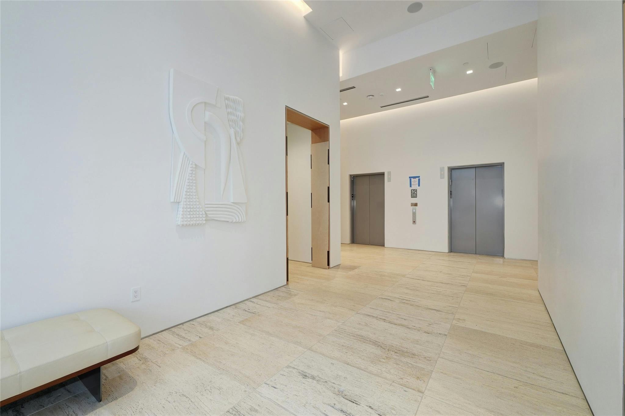 313 W 17th St # 1703, Austin, TX 78701