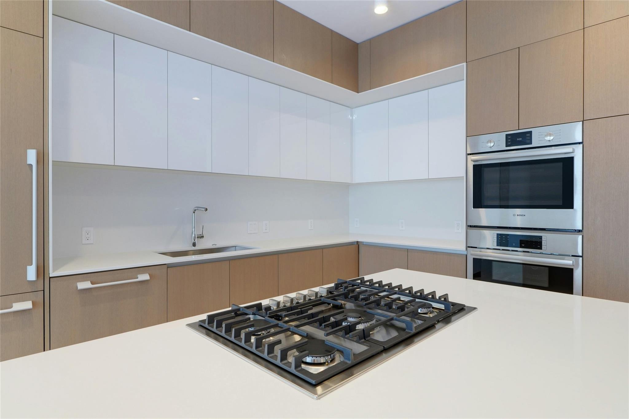 313 W 17th St # 1703, Austin, TX 78701