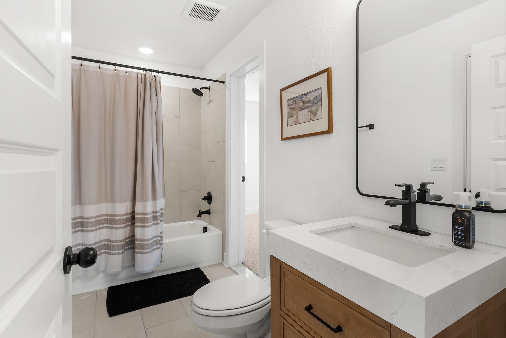 17132 Sanglier Dr, Austin, TX 78738