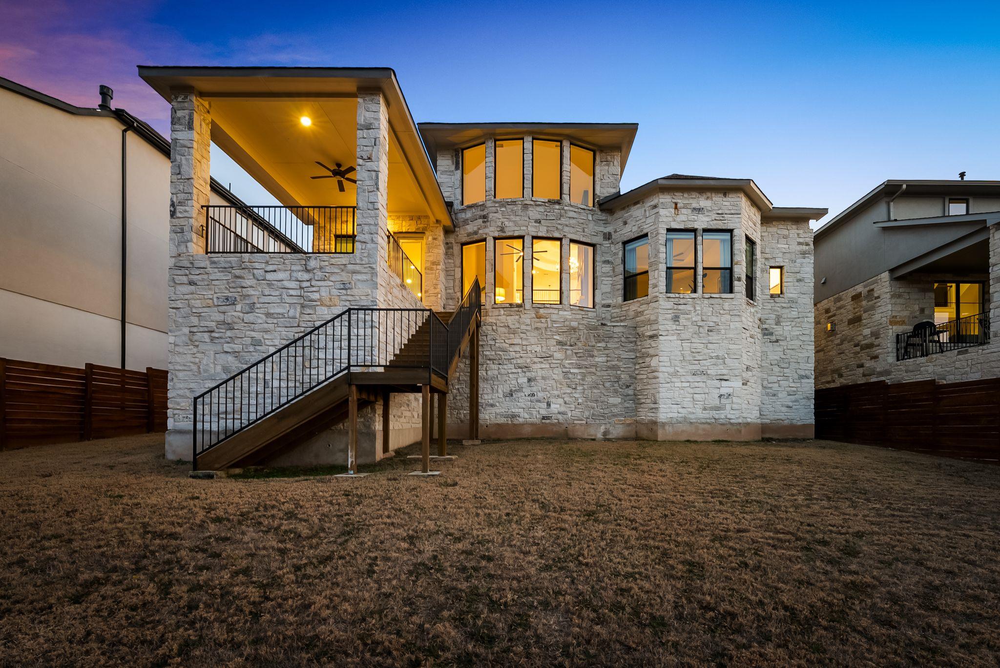 17132 Sanglier Dr, Austin, TX 78738