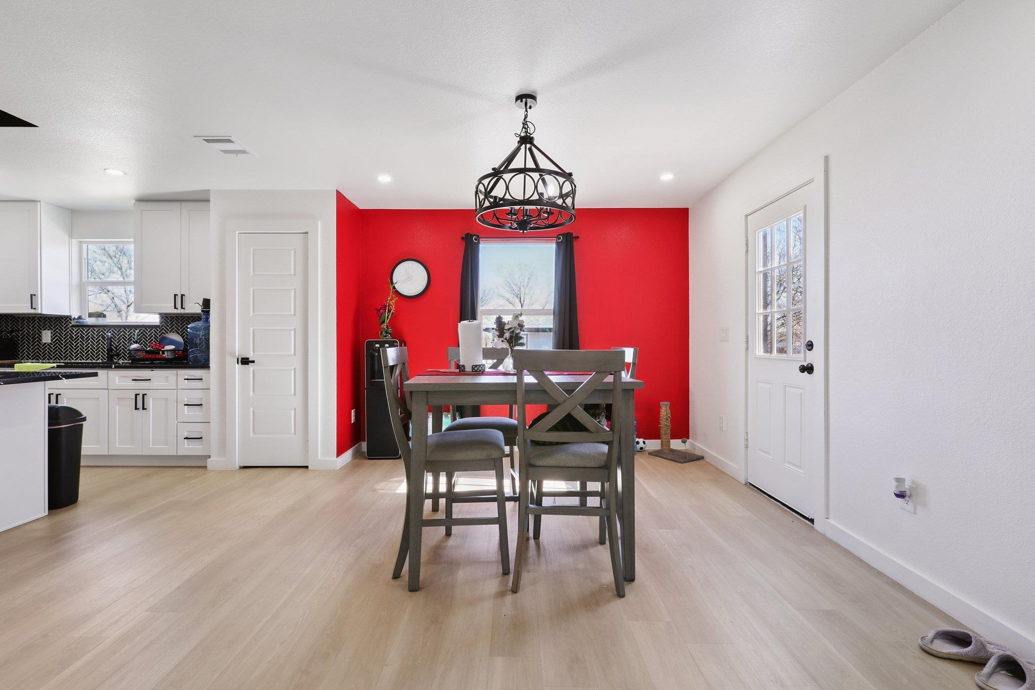 194 Tulipan Ln, Dale, TX 78616